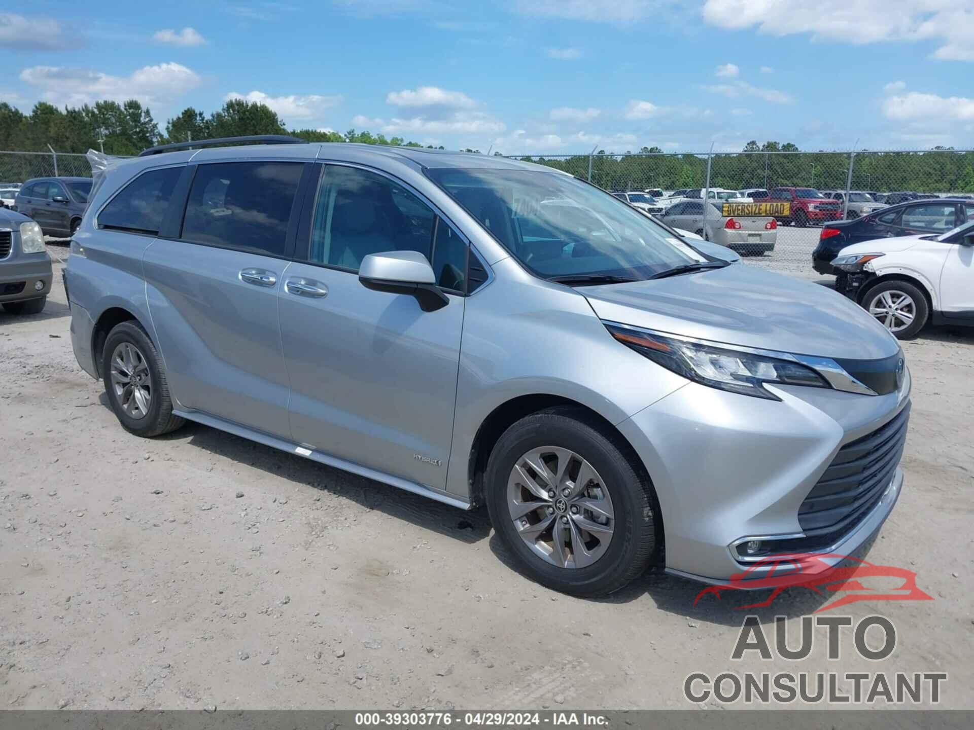 TOYOTA SIENNA 2021 - 5TDYRKEC5MS049379