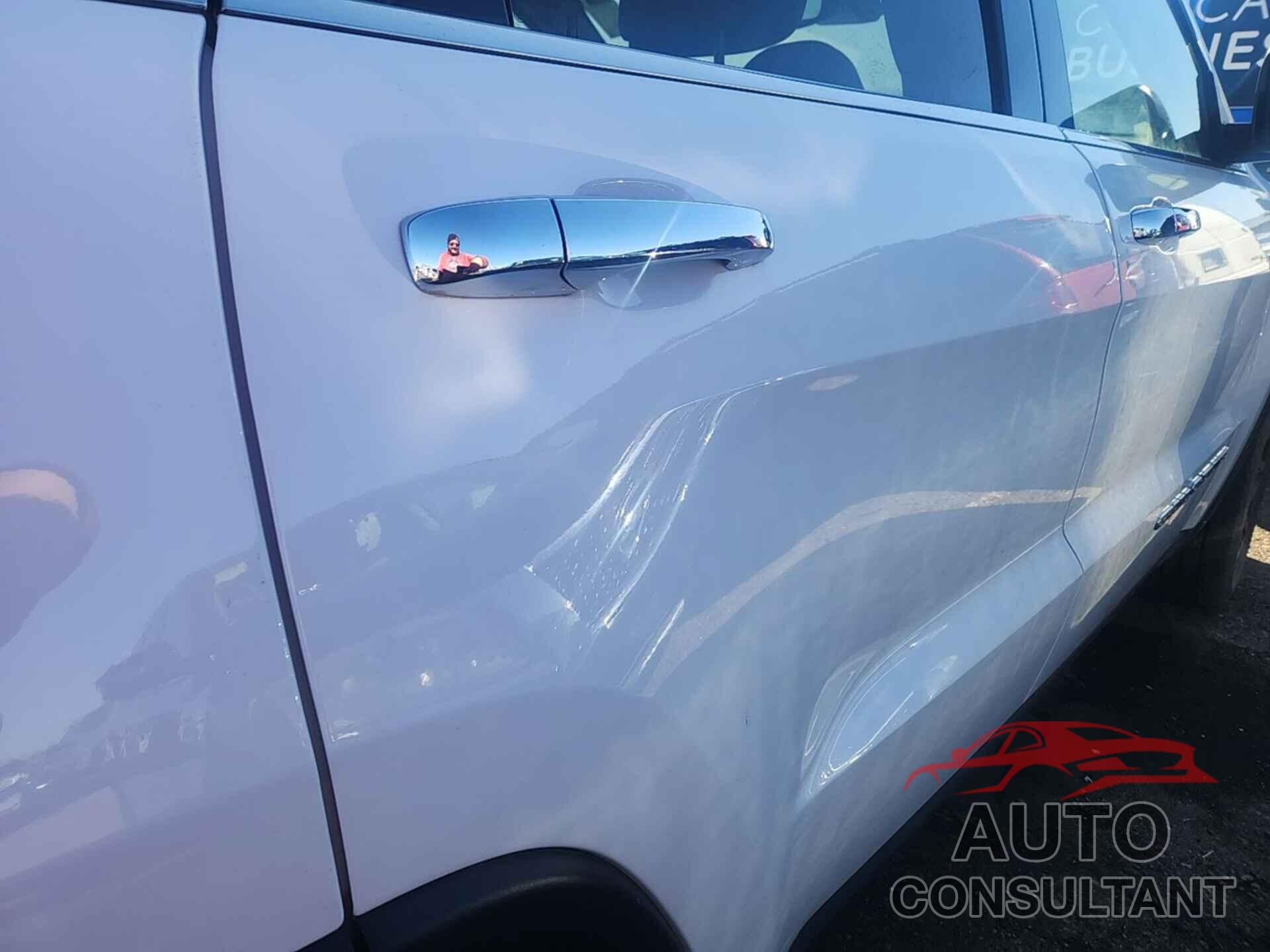 JEEP GRAND CHEROKEE 2019 - 1C4RJFBG2KC782319
