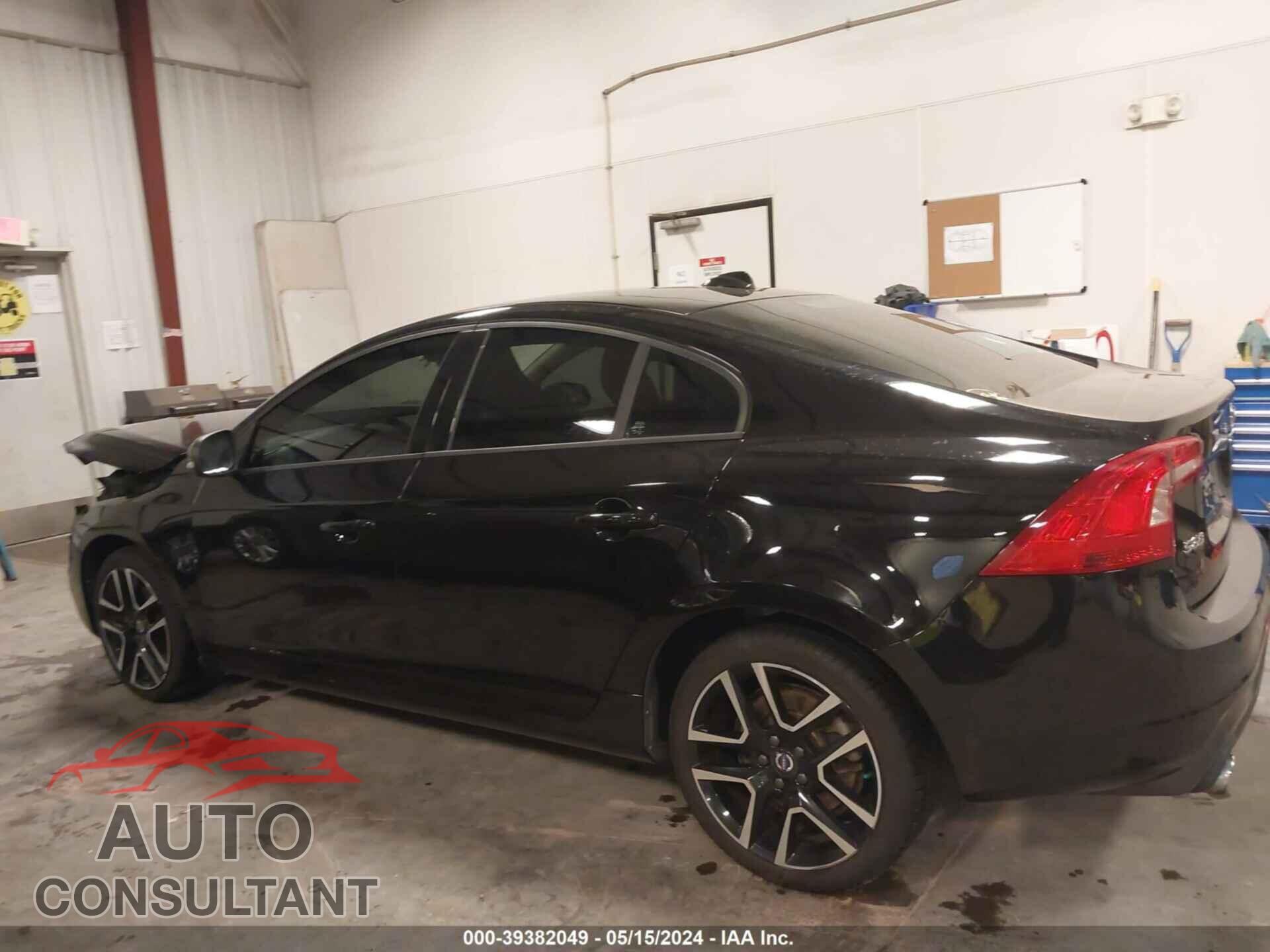 VOLVO S60 2017 - YV126MFL7H2425385