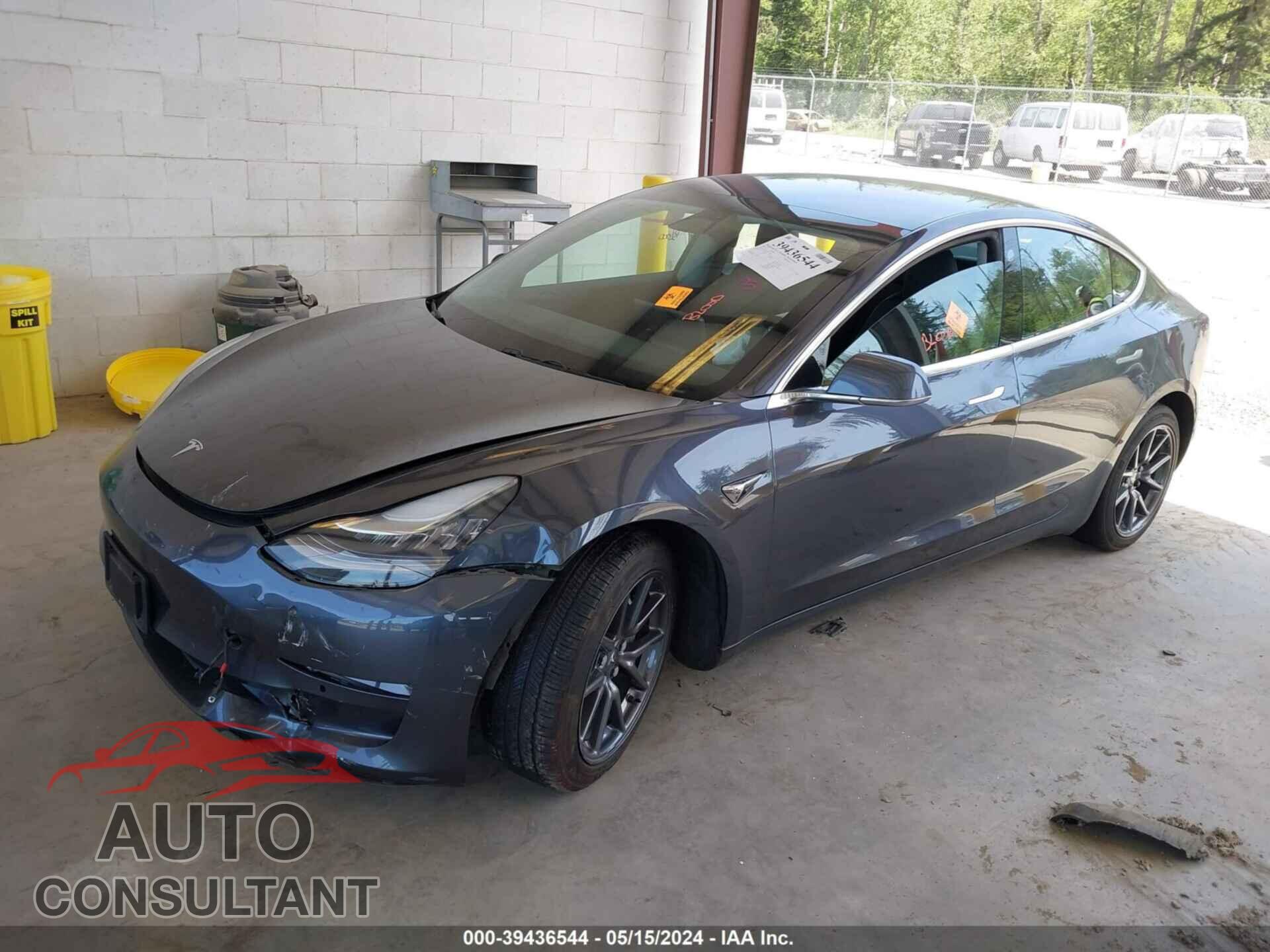TESLA MODEL 3 2018 - 5YJ3E1EB4JF128923