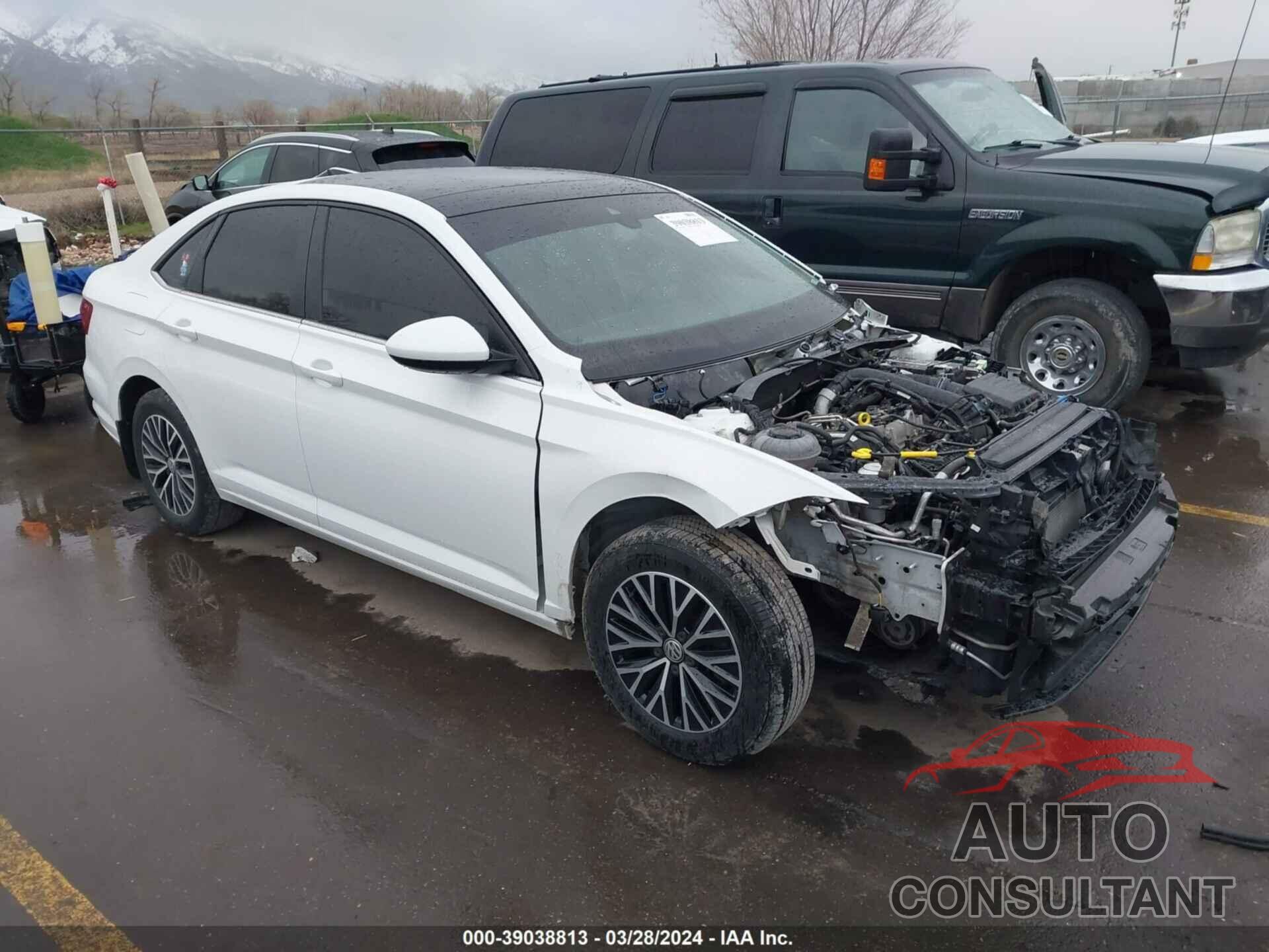 VOLKSWAGEN JETTA 2019 - 3VWE57BU4KM115939