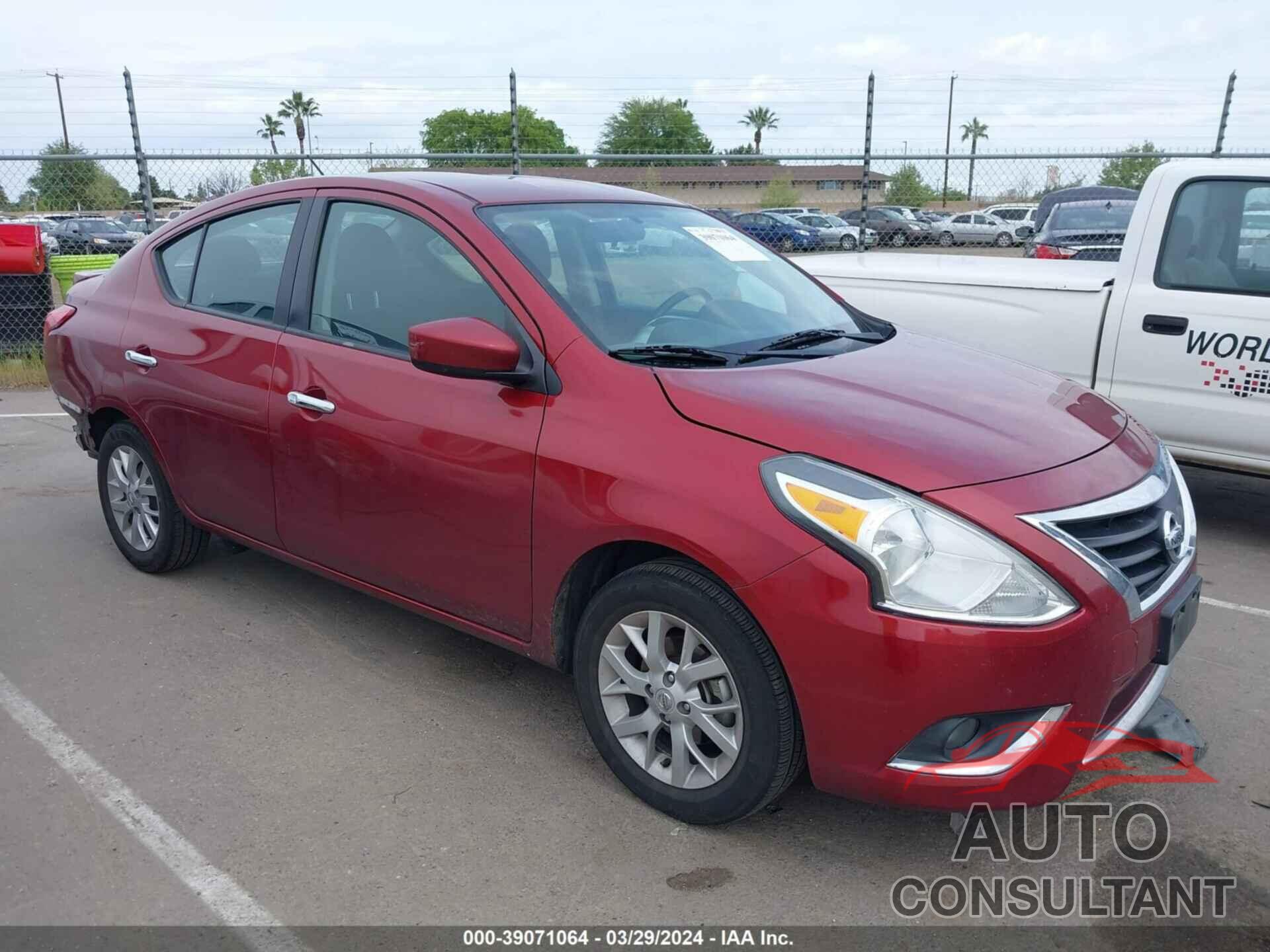 NISSAN VERSA 2018 - 3N1CN7AP0JL879154