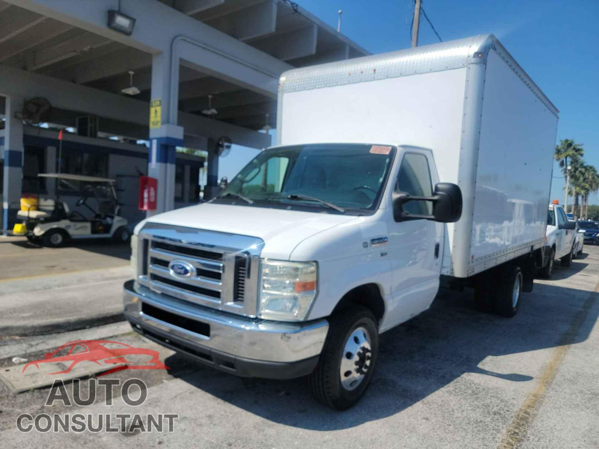 FORD ECONOLINE 2016 - 1FDWE3FL8GDC24565