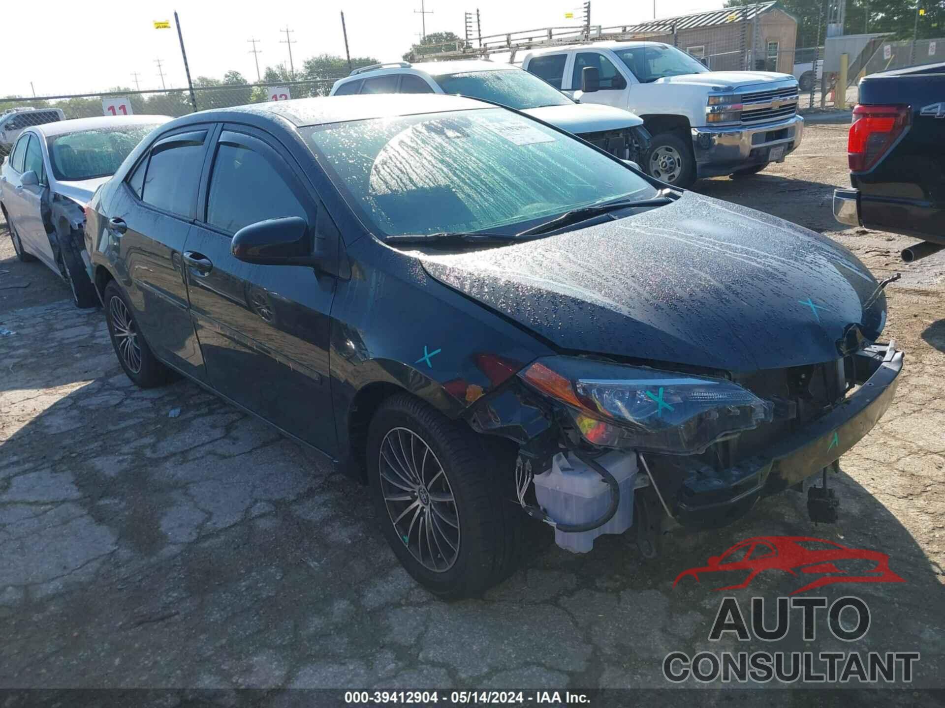 TOYOTA COROLLA 2018 - 5YFBURHE0JP777013