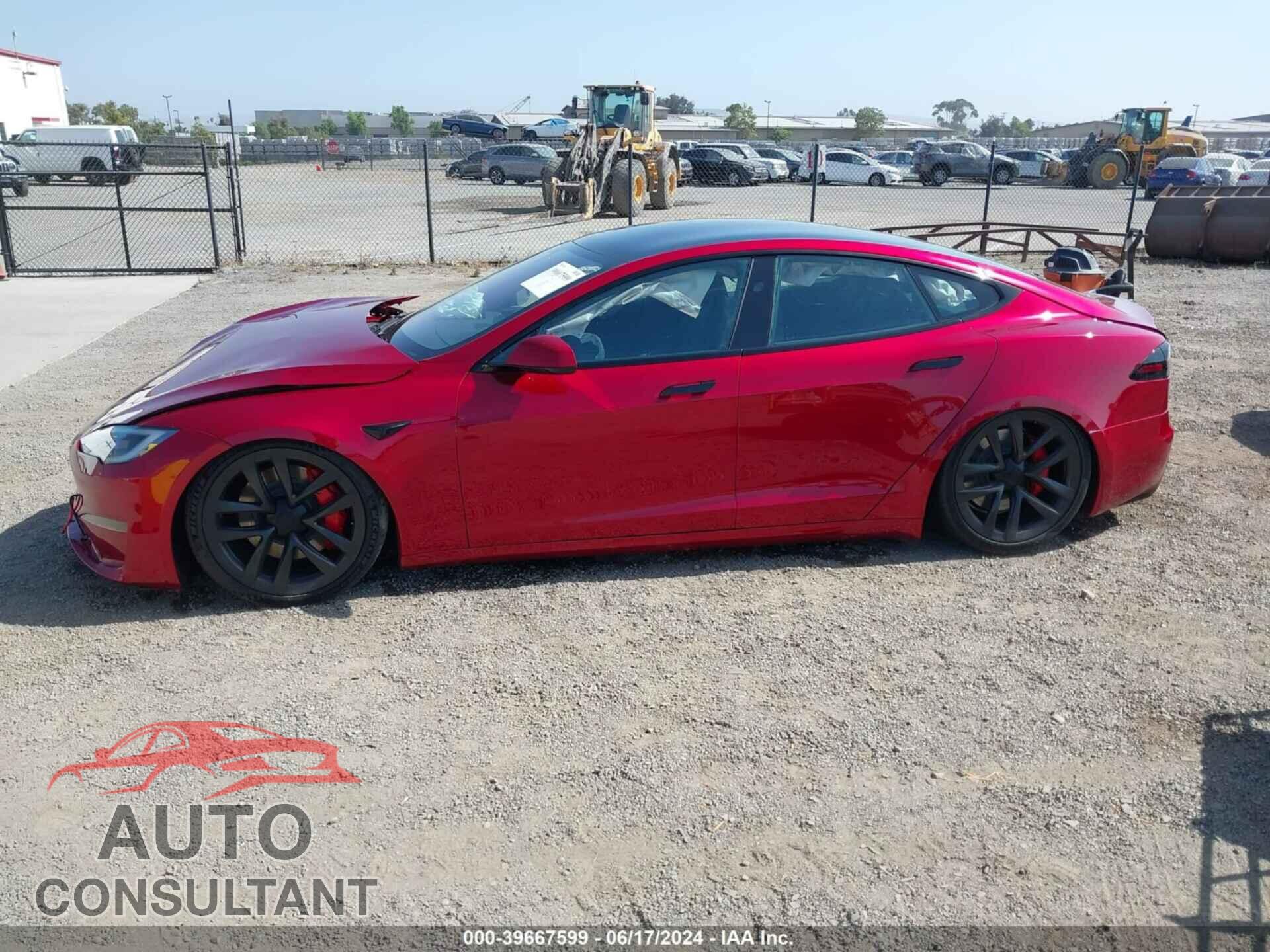 TESLA MODEL S 2024 - 5YJSA1E68RF533382