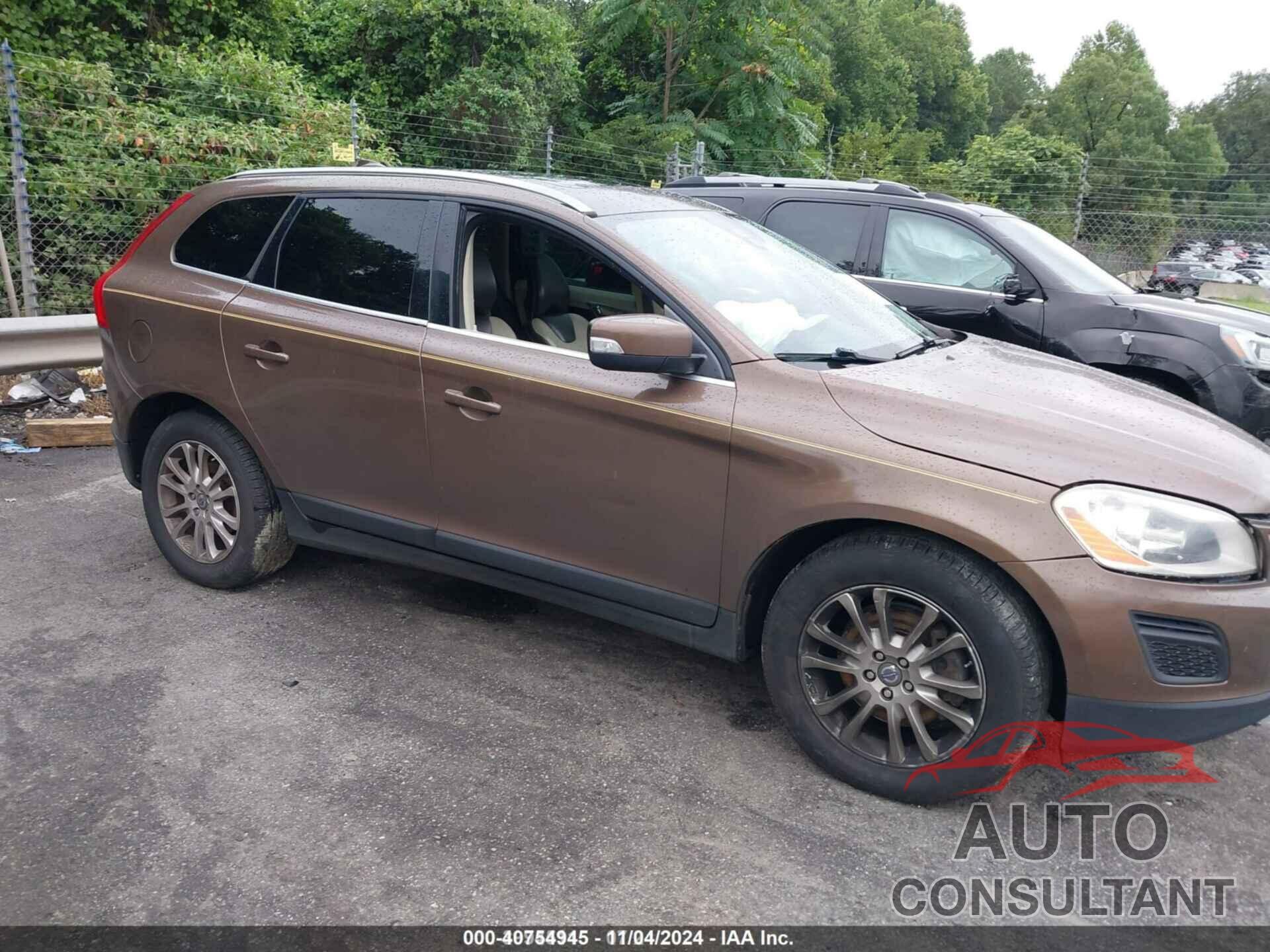 VOLVO XC60 2010 - YV4992DZ9A2111134