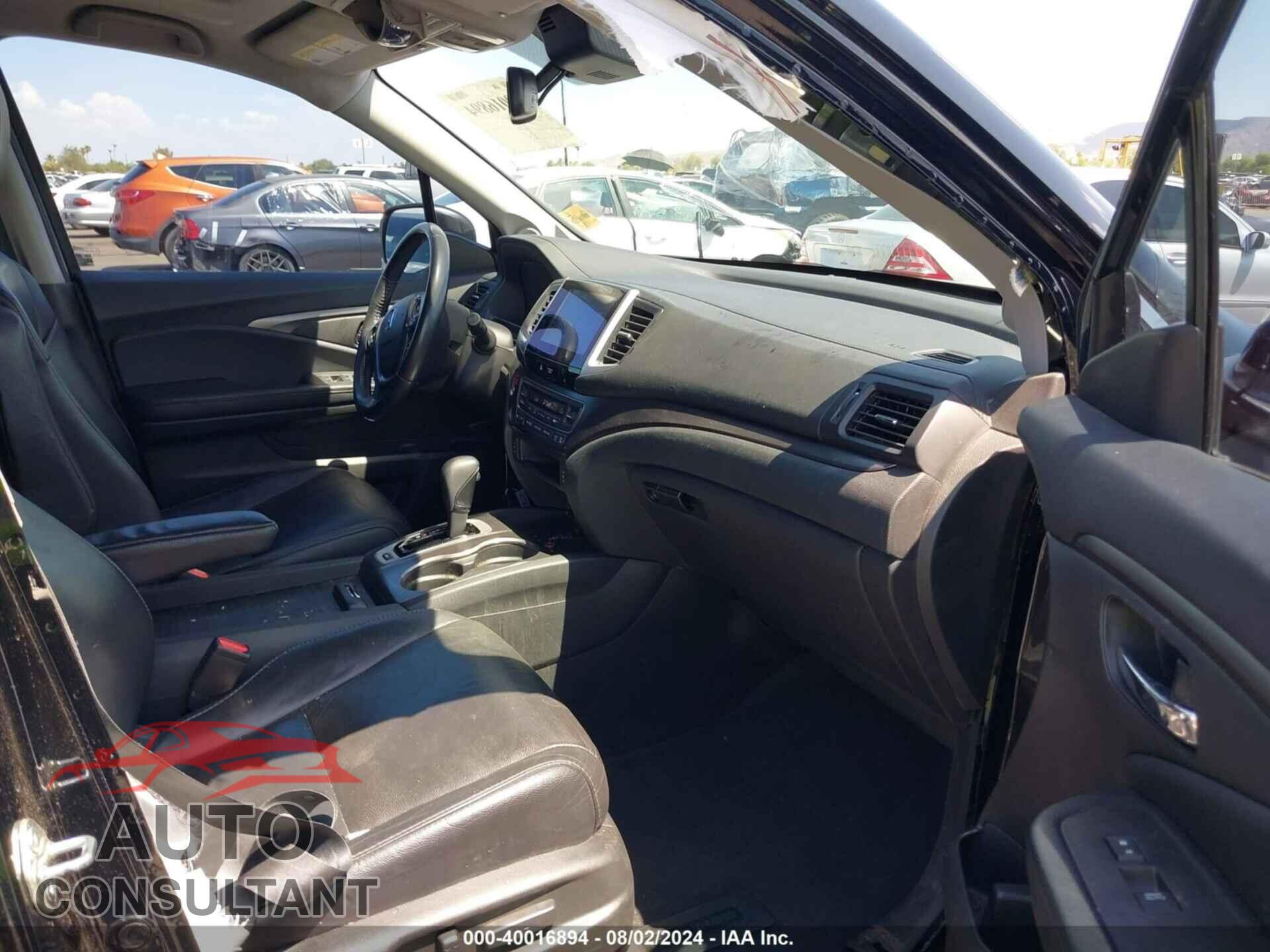 HONDA PILOT 2017 - 5FNYF5H60HB032144