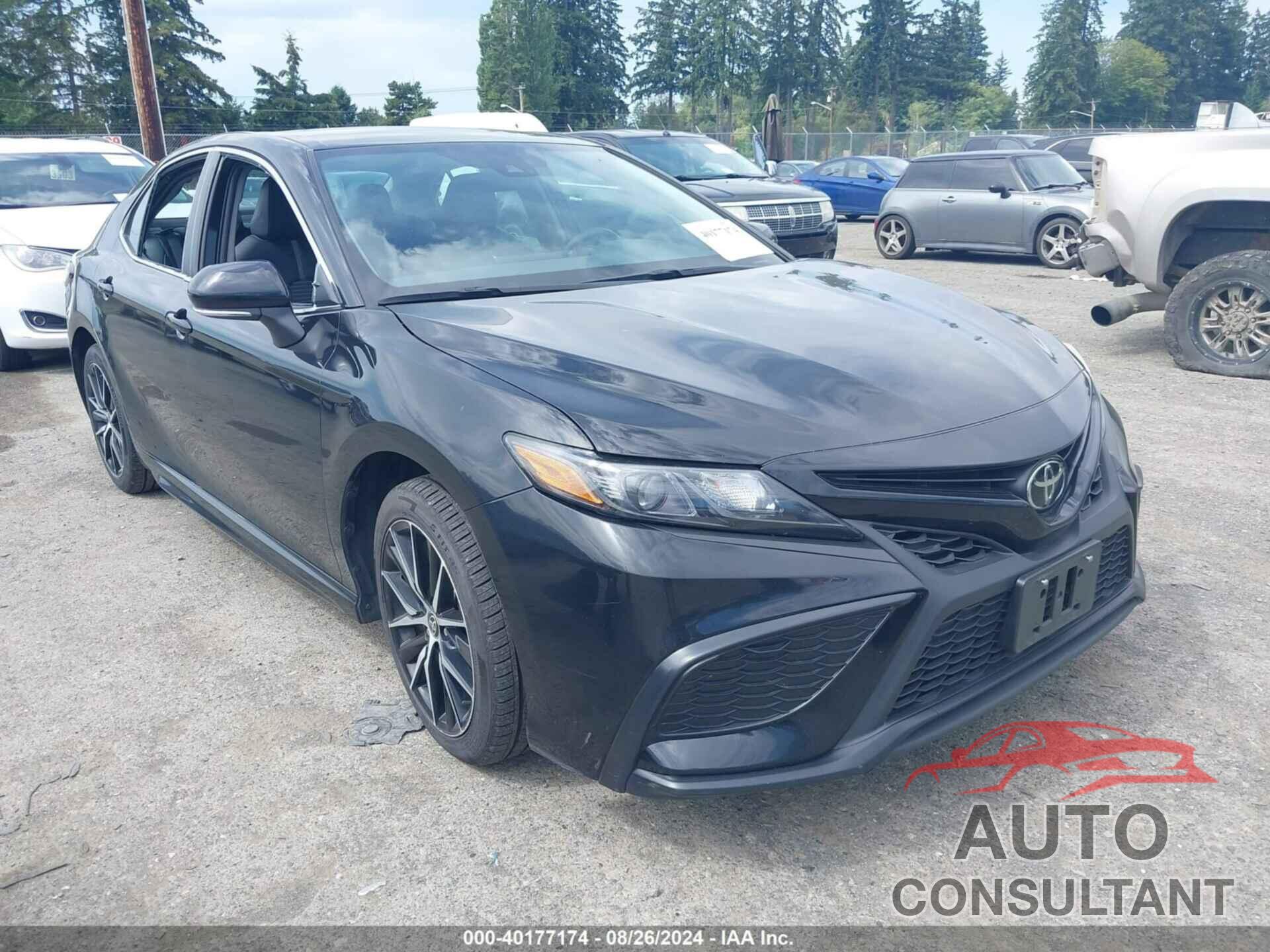 TOYOTA CAMRY 2022 - 4T1G11AK9NU051025