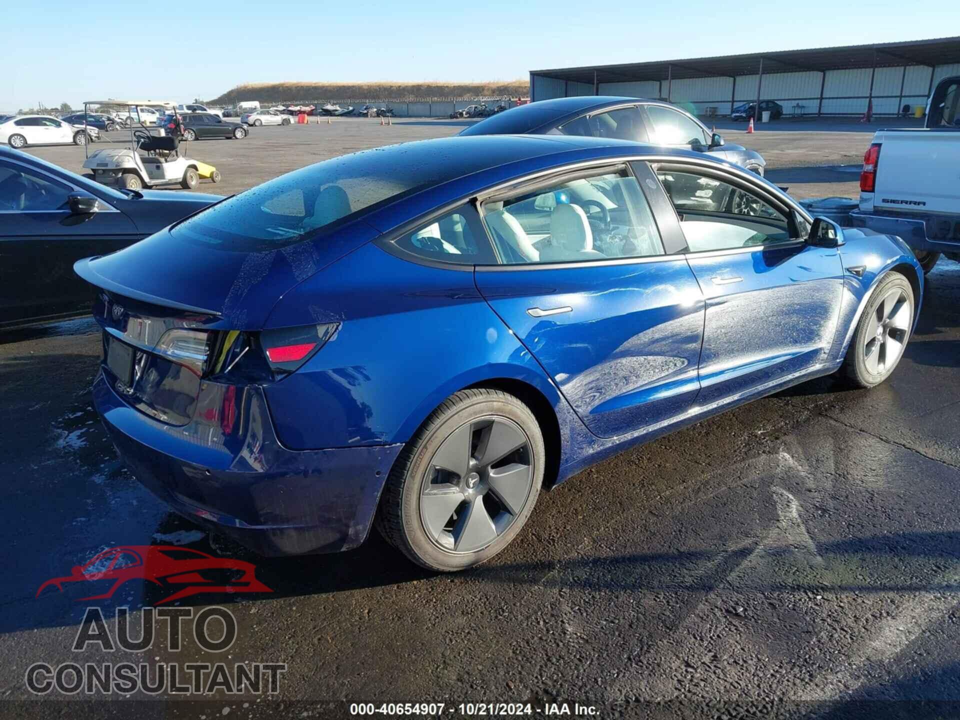 TESLA MODEL 3 2021 - 5YJ3E1EA2MF938689