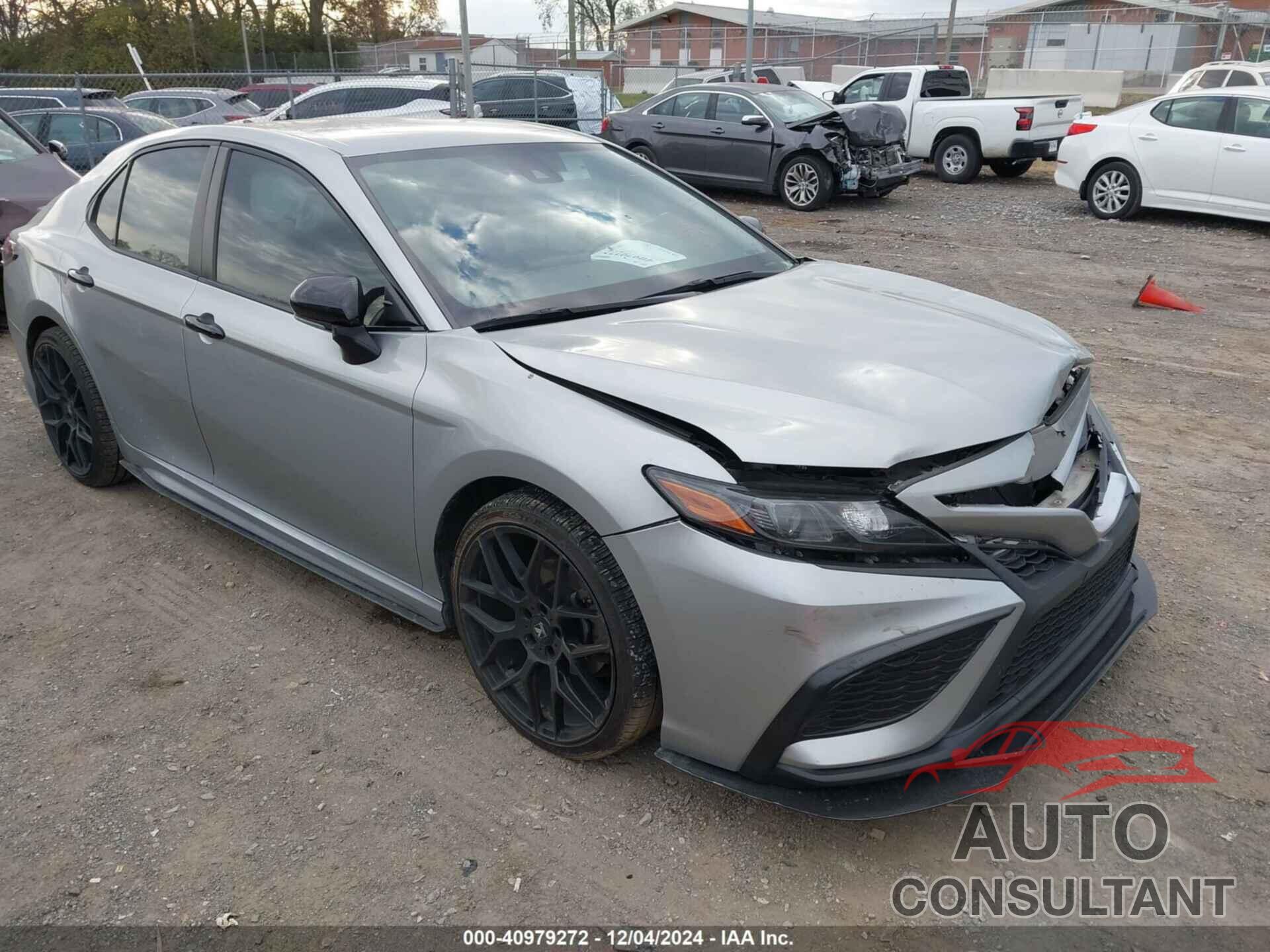 TOYOTA CAMRY 2022 - 4T1T11BK4NU048224
