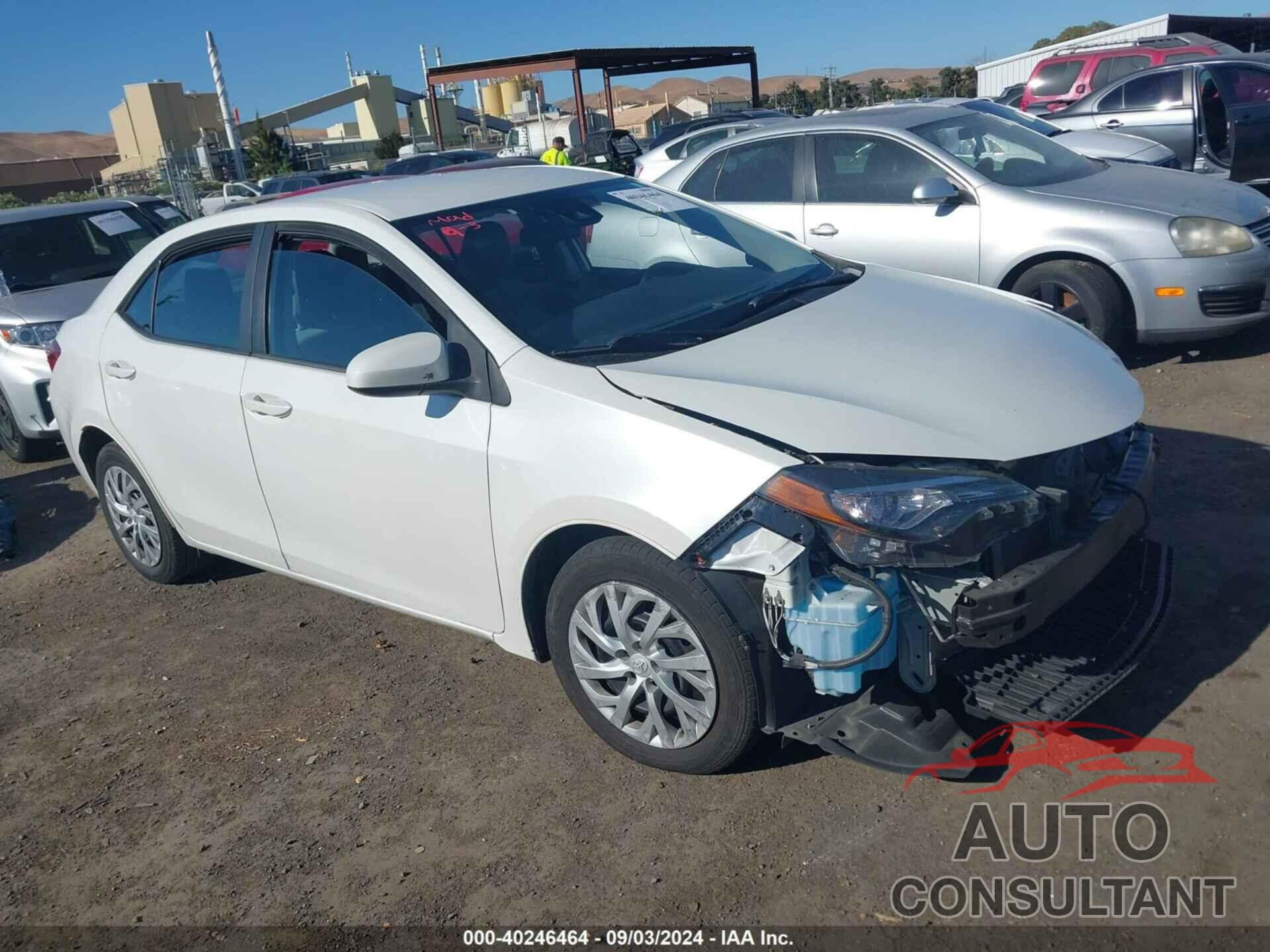 TOYOTA COROLLA 2019 - 5YFBURHE3KP937015