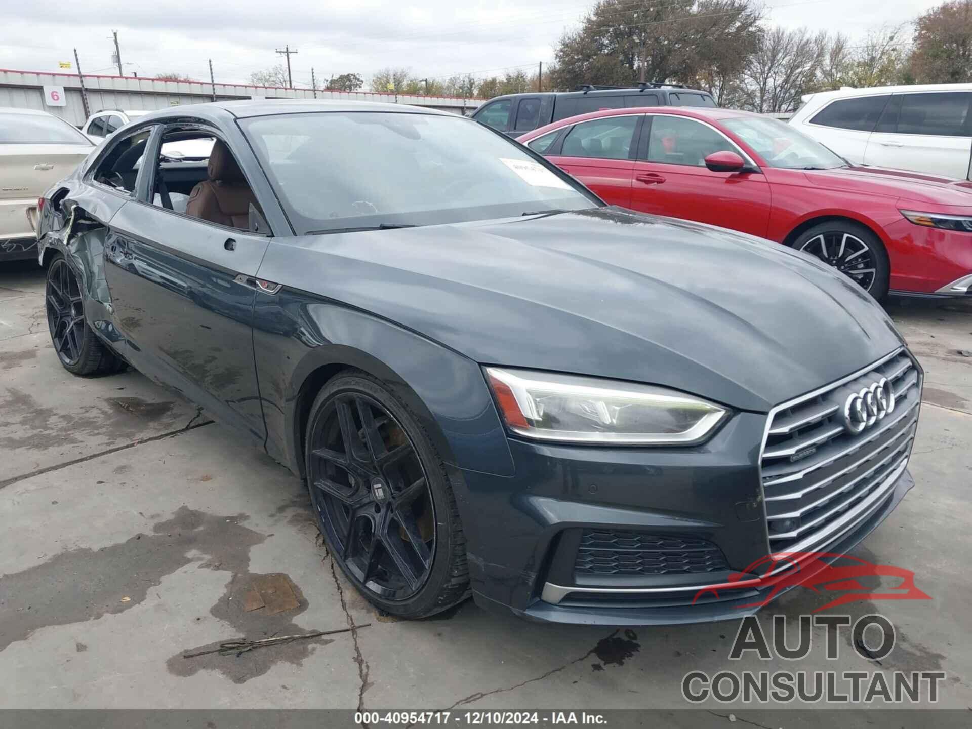 AUDI A5 2018 - WAUTNAF52JA043271