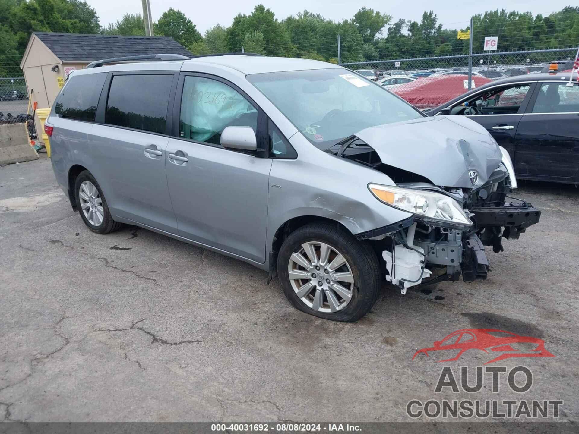 TOYOTA SIENNA 2017 - 5TDJZ3DC7HS163530