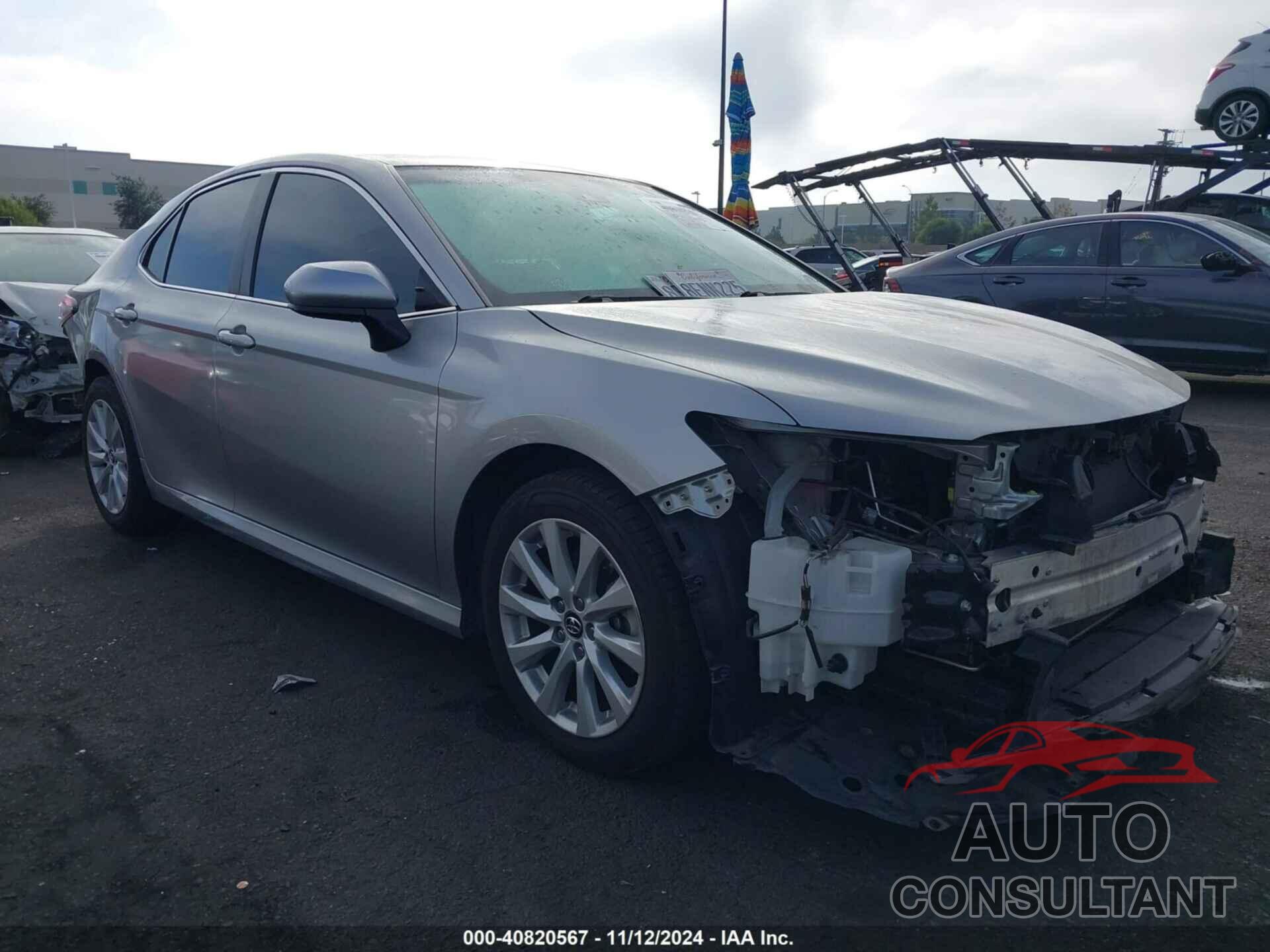 TOYOTA CAMRY 2018 - 4T1B11HK7JU633179