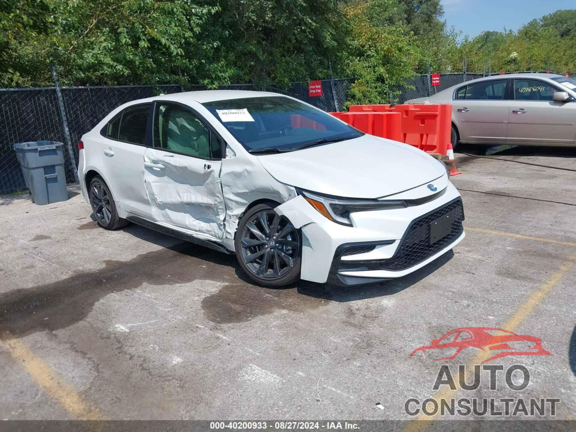 TOYOTA COROLLA 2024 - JTDBCMFE0R3053688