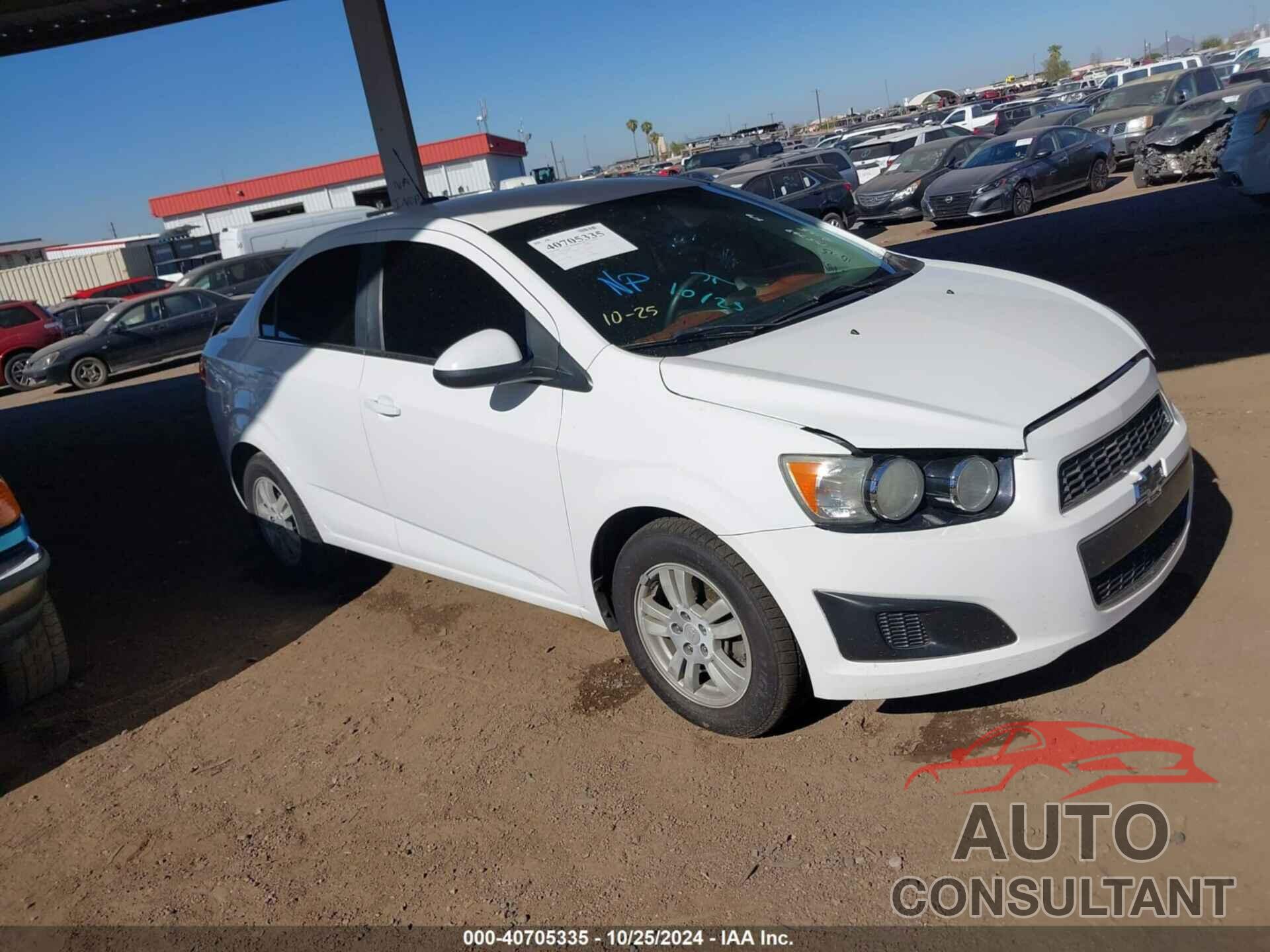 CHEVROLET SONIC 2016 - 1G1JC5SH3G4135769