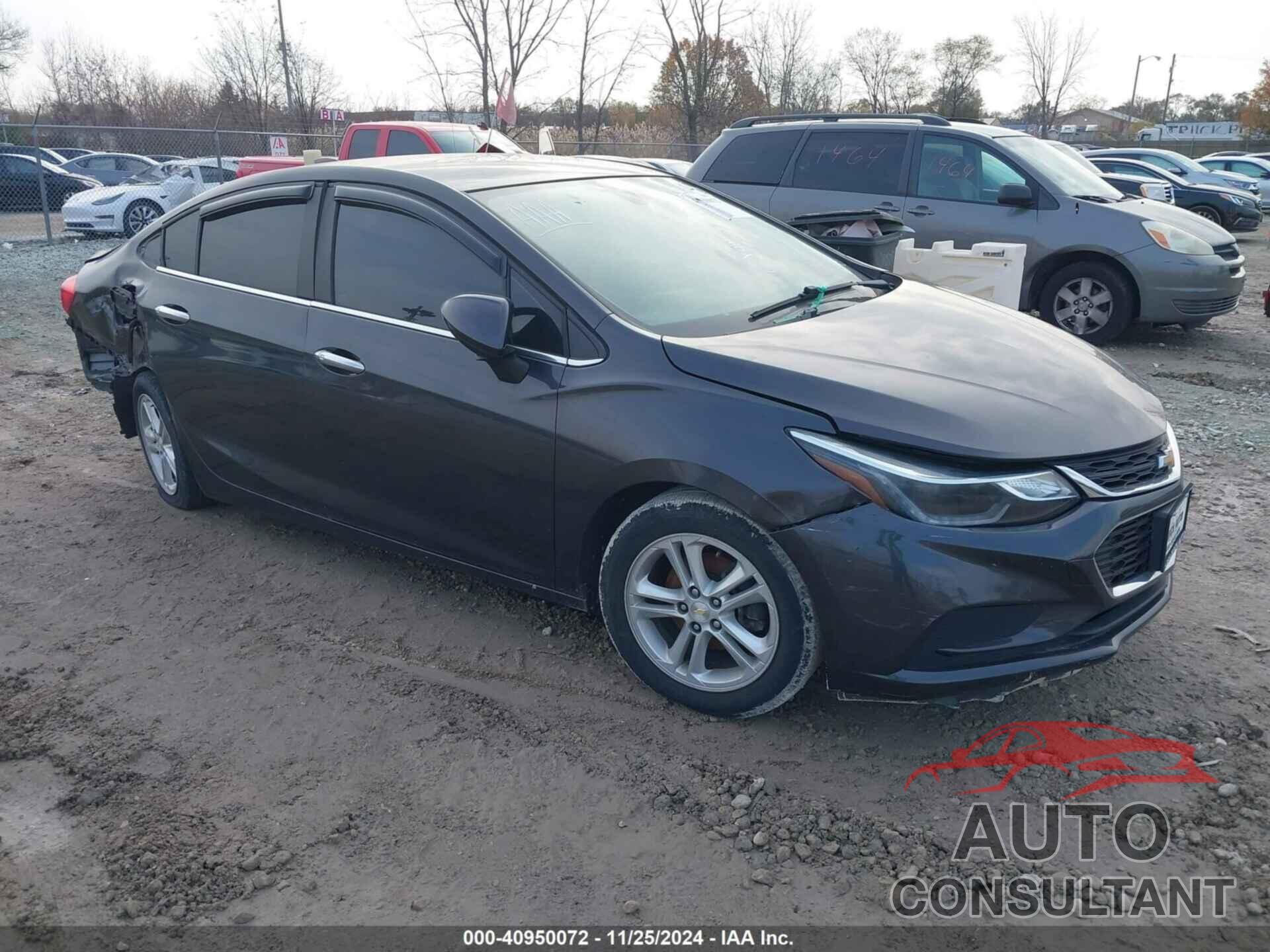 CHEVROLET CRUZE 2017 - 1G1BE5SM7H7180287