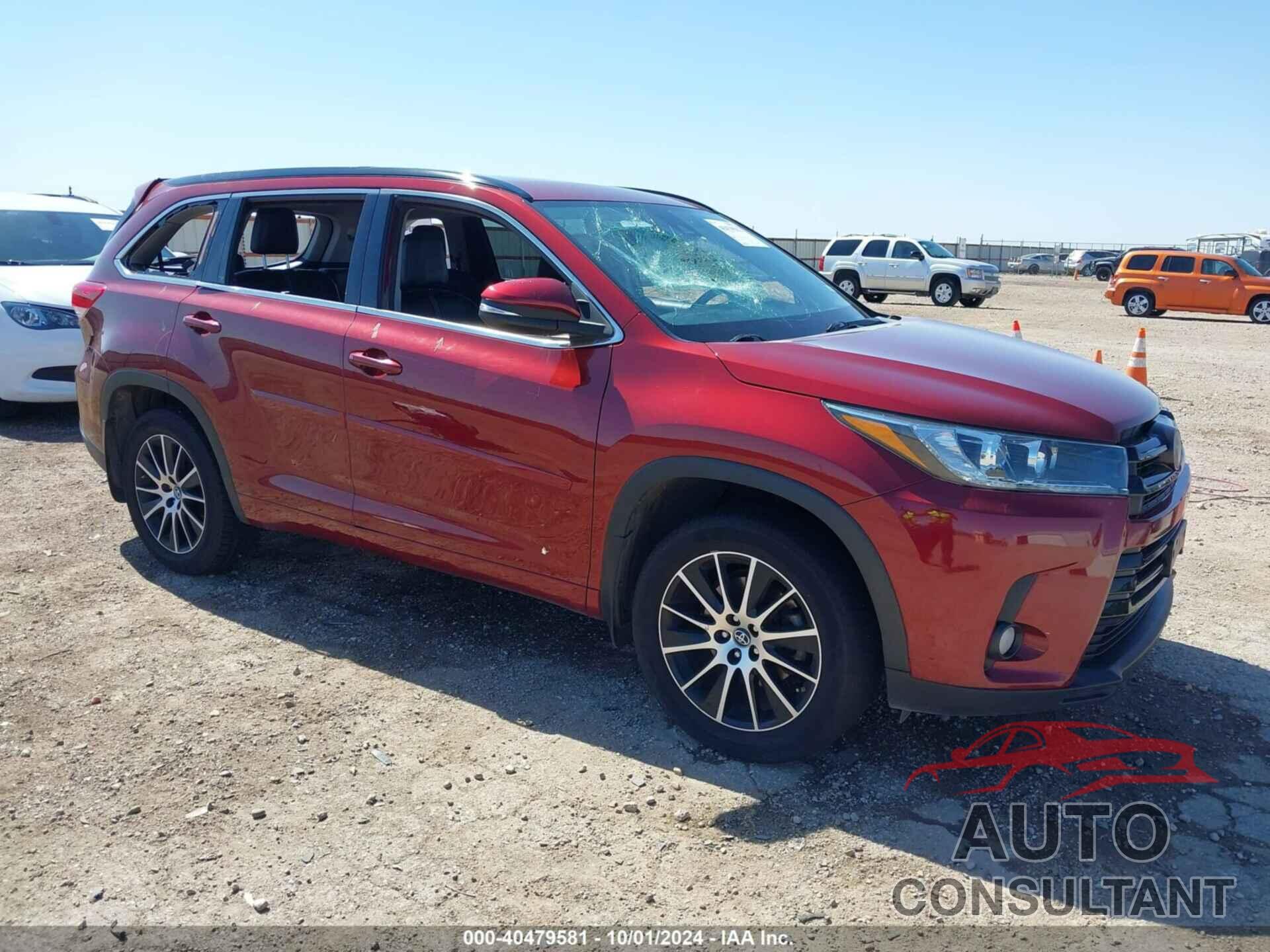 TOYOTA HIGHLANDER 2018 - 5TDJZRFH8JS536818