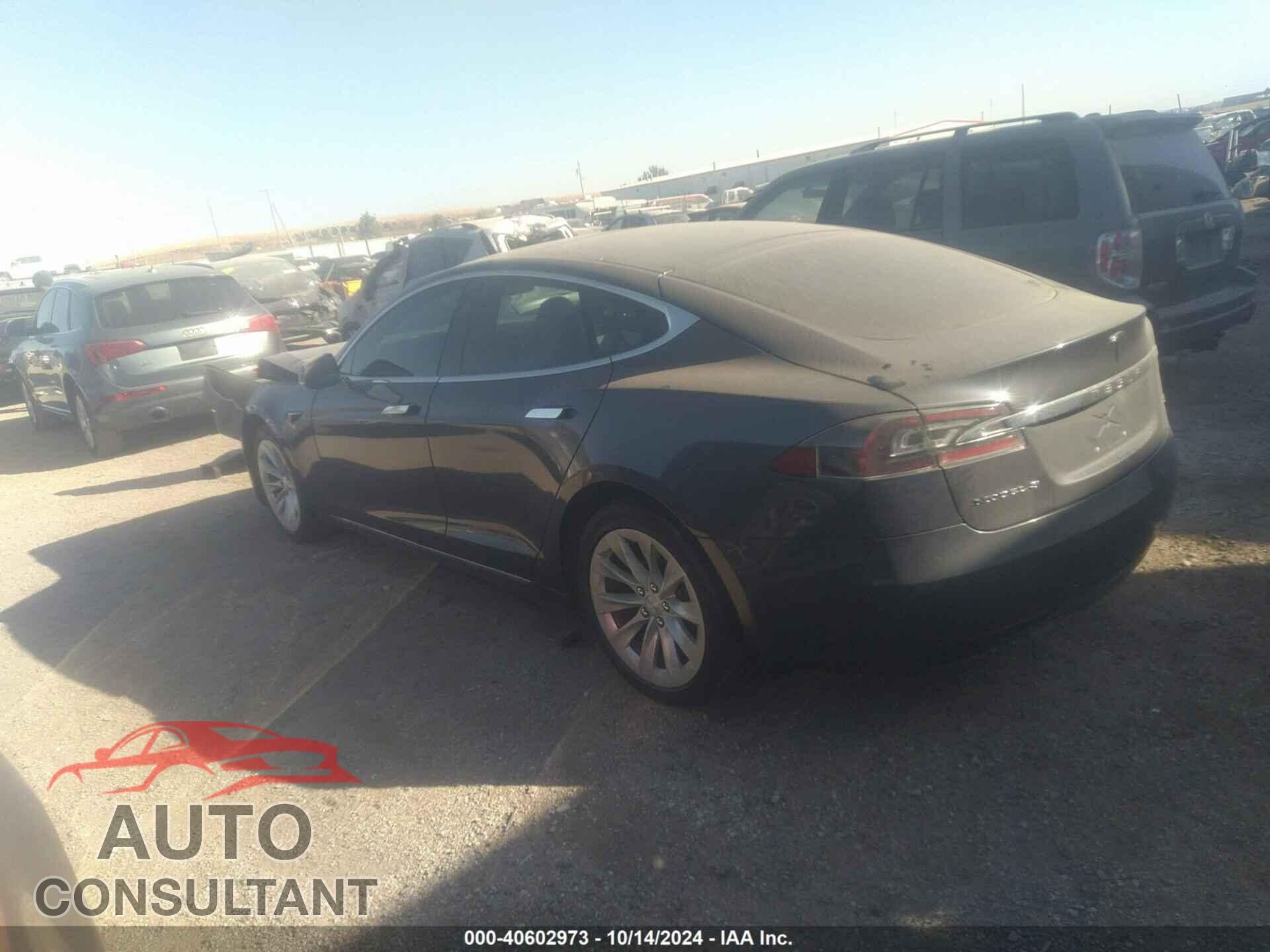 TESLA MODEL S 2017 - 5YJSA1E21HF204986