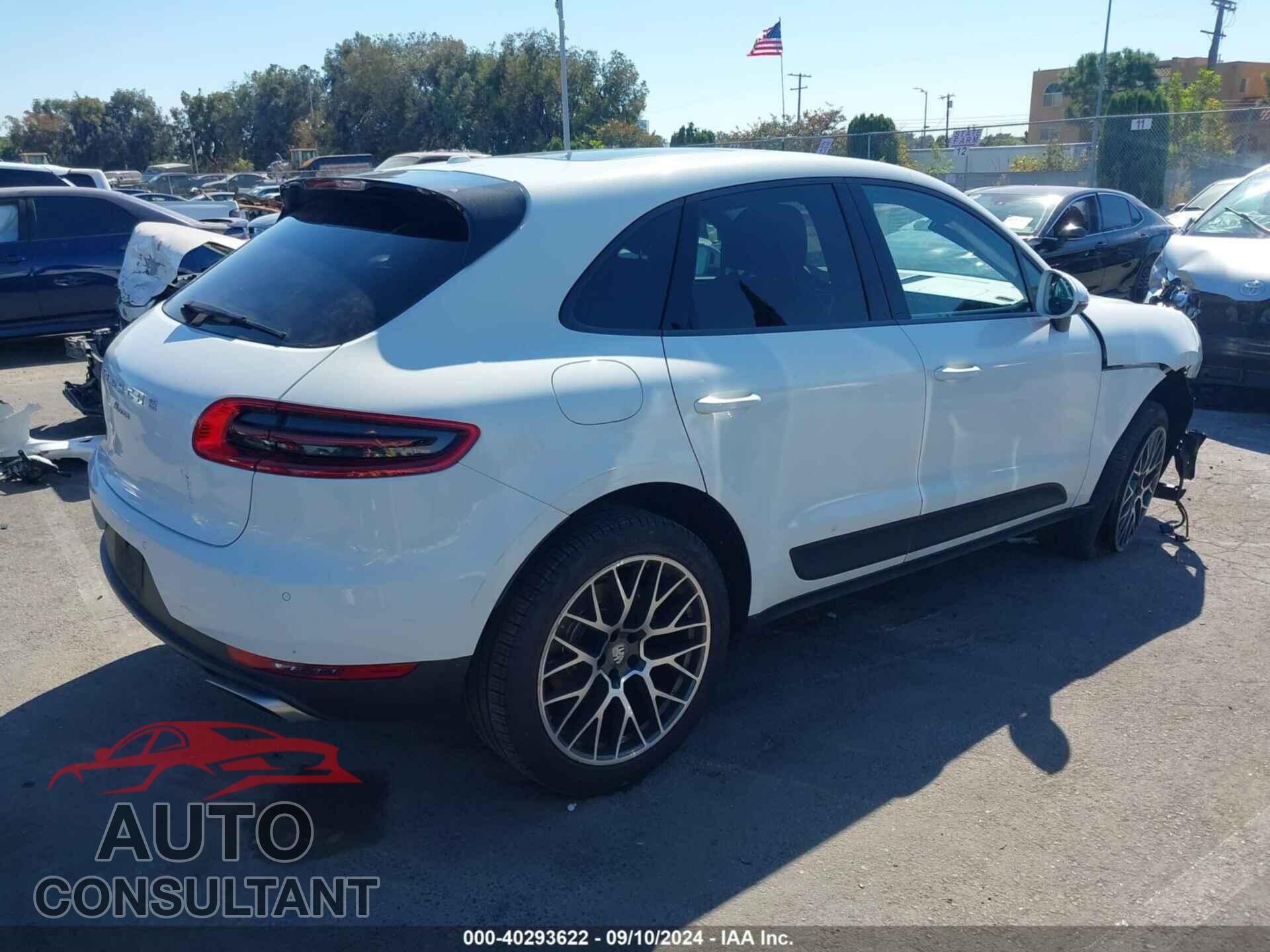 PORSCHE MACAN 2017 - WP1AA2A59HLB01974