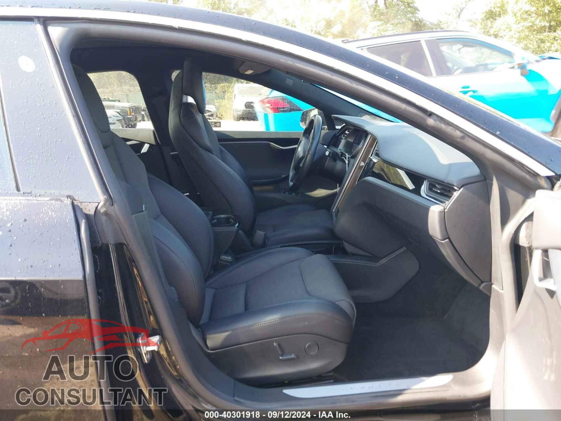 TESLA MODEL S 2018 - 5YJSA1E27JF275454