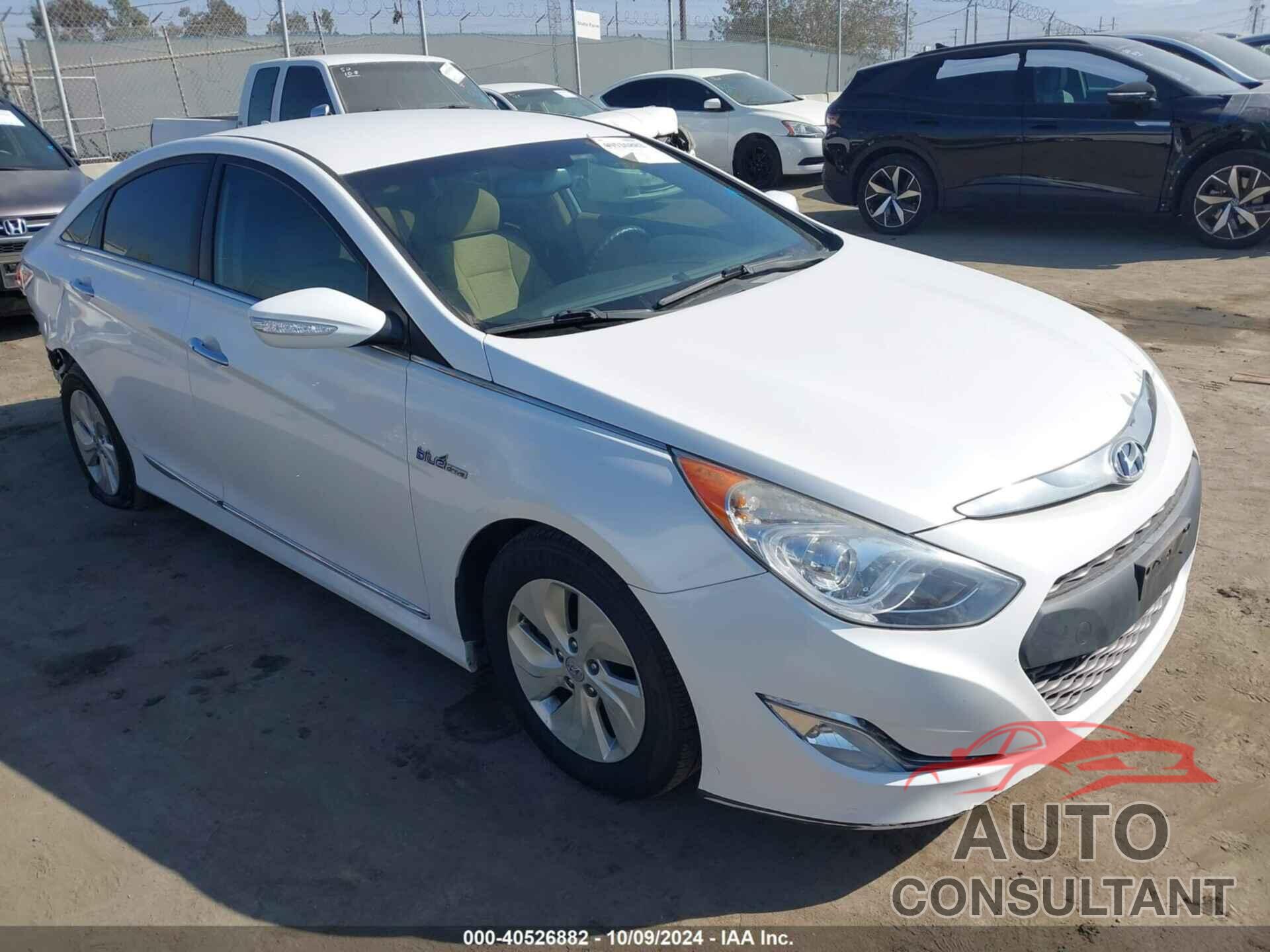 HYUNDAI SONATA HYBRID 2015 - KMHEC4A47FA130927