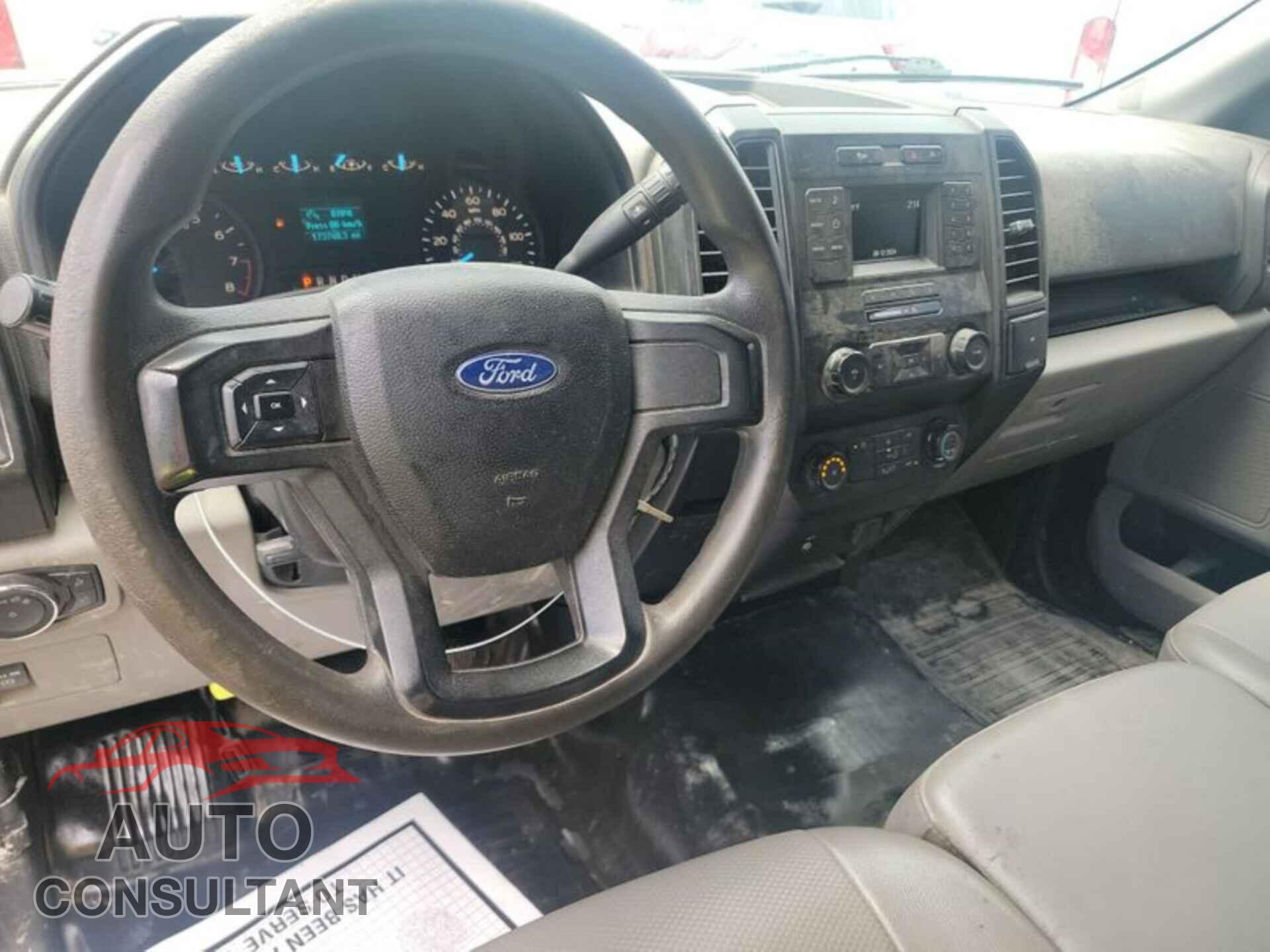 FORD F150 2018 - 1FTMF1CB4JFA19829