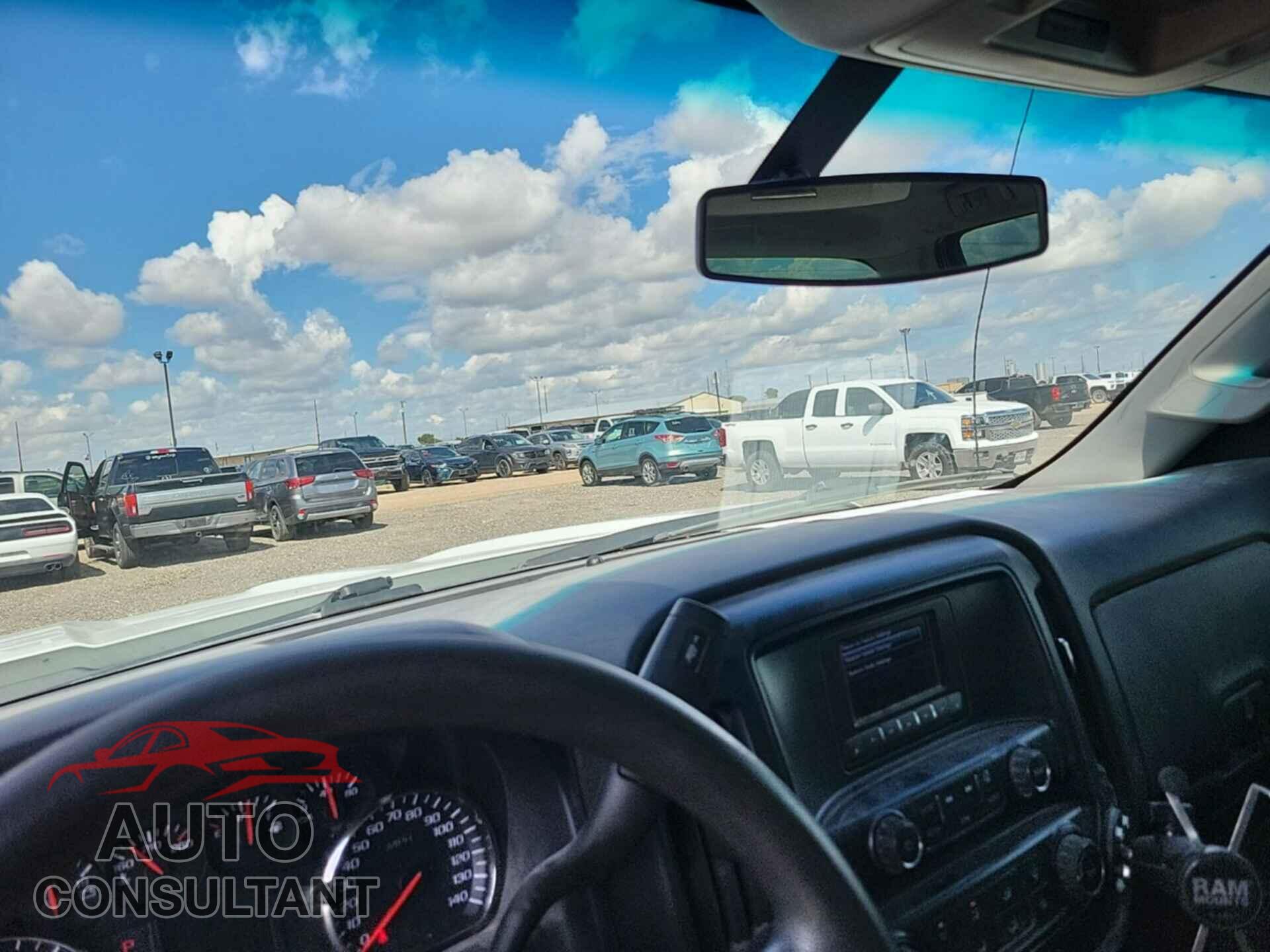 CHEVROLET SILVERADO 2017 - 1GCPCNEC7HF206561