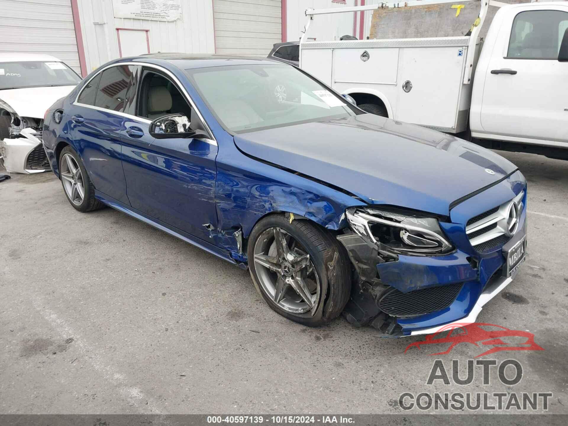 MERCEDES-BENZ C 300 2018 - 55SWF4JB8JU240768