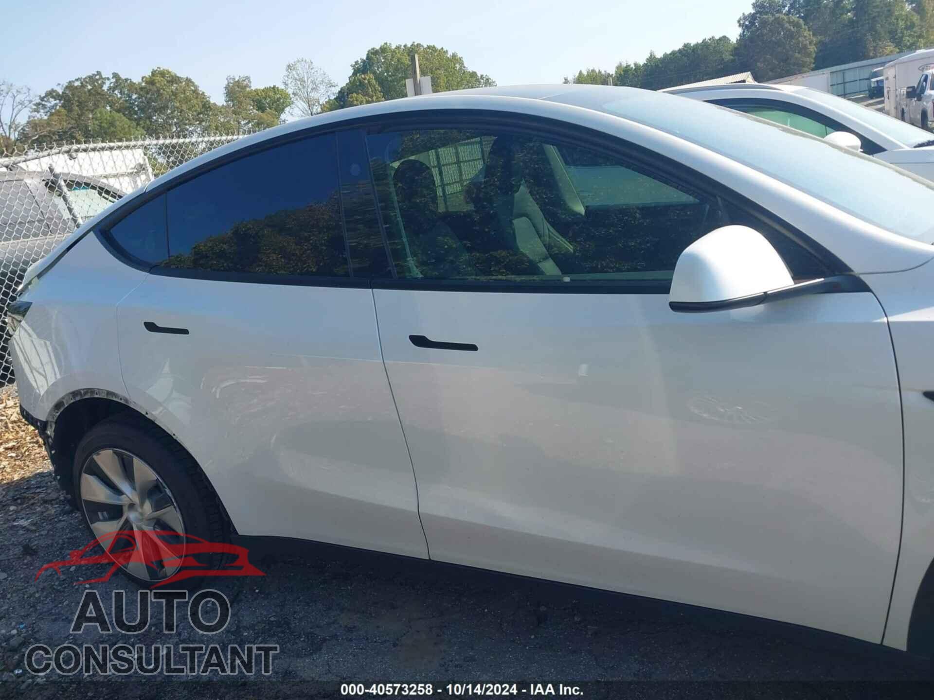TESLA MODEL Y 2023 - 7SAYGDEEXPF838111