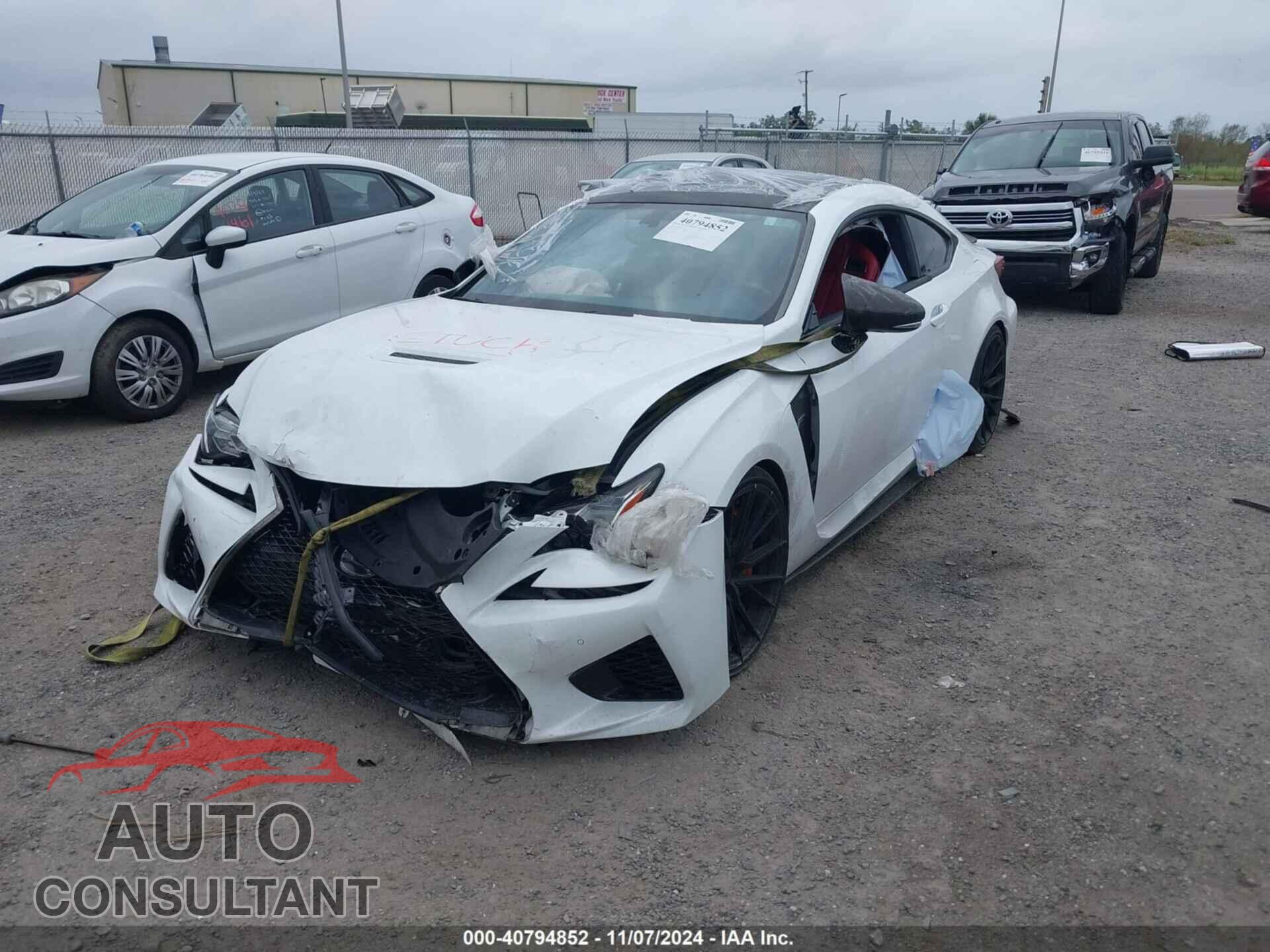LEXUS RC F 2015 - JTHHP5BC8F5002902