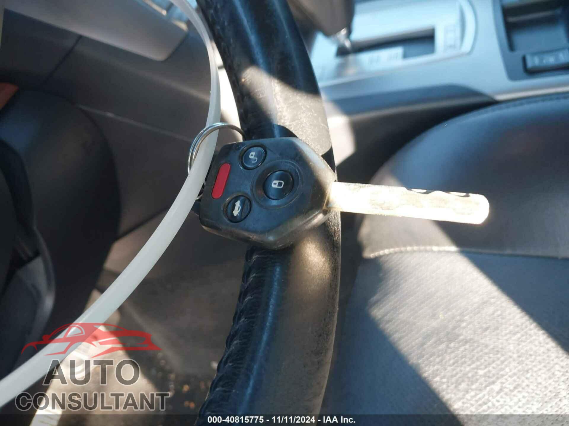SUBARU OUTBACK 2013 - 4S4BRBLC8D3223791