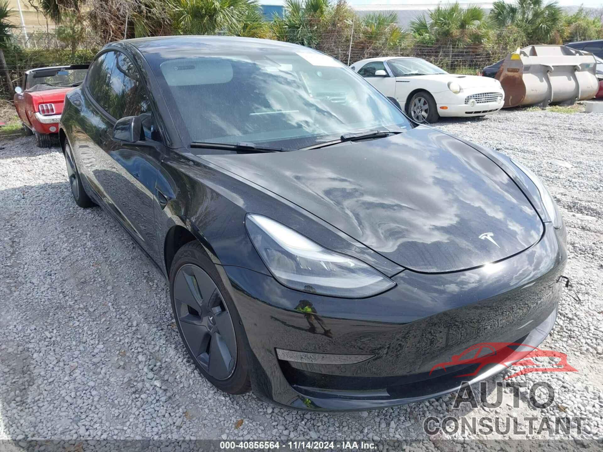 TESLA MODEL 3 2021 - 5YJ3E1EAXMF090352