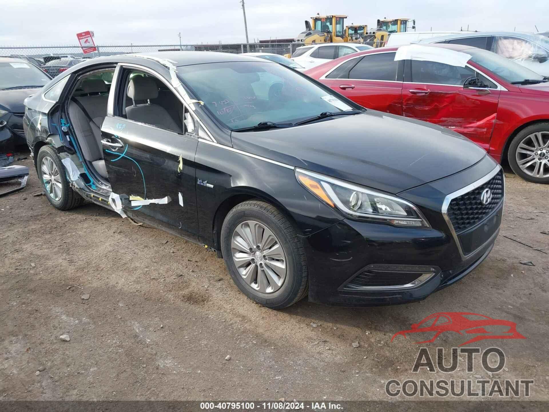 HYUNDAI SONATA HYBRID 2017 - KMHE24L3XHA061371