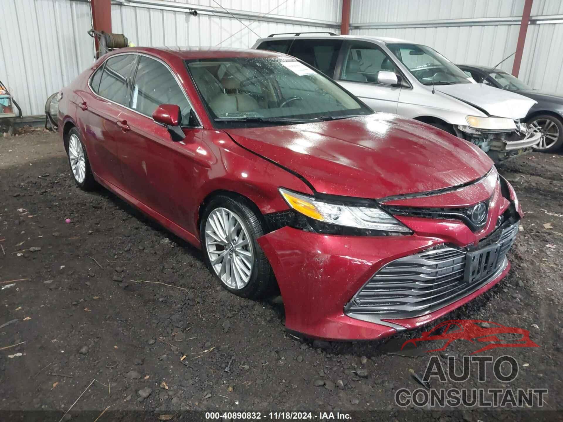 TOYOTA CAMRY 2020 - 4T1F11AKXLU919851