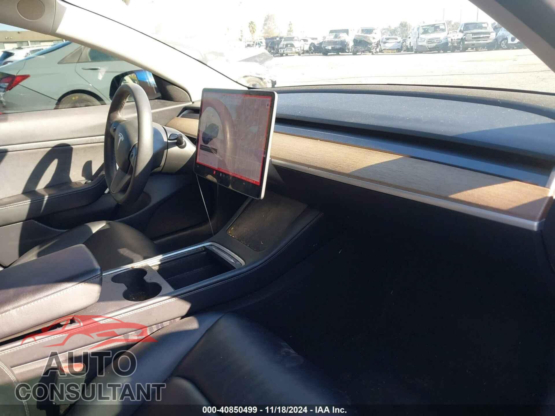 TESLA MODEL 3 2021 - 5YJ3E1EAXMF930369