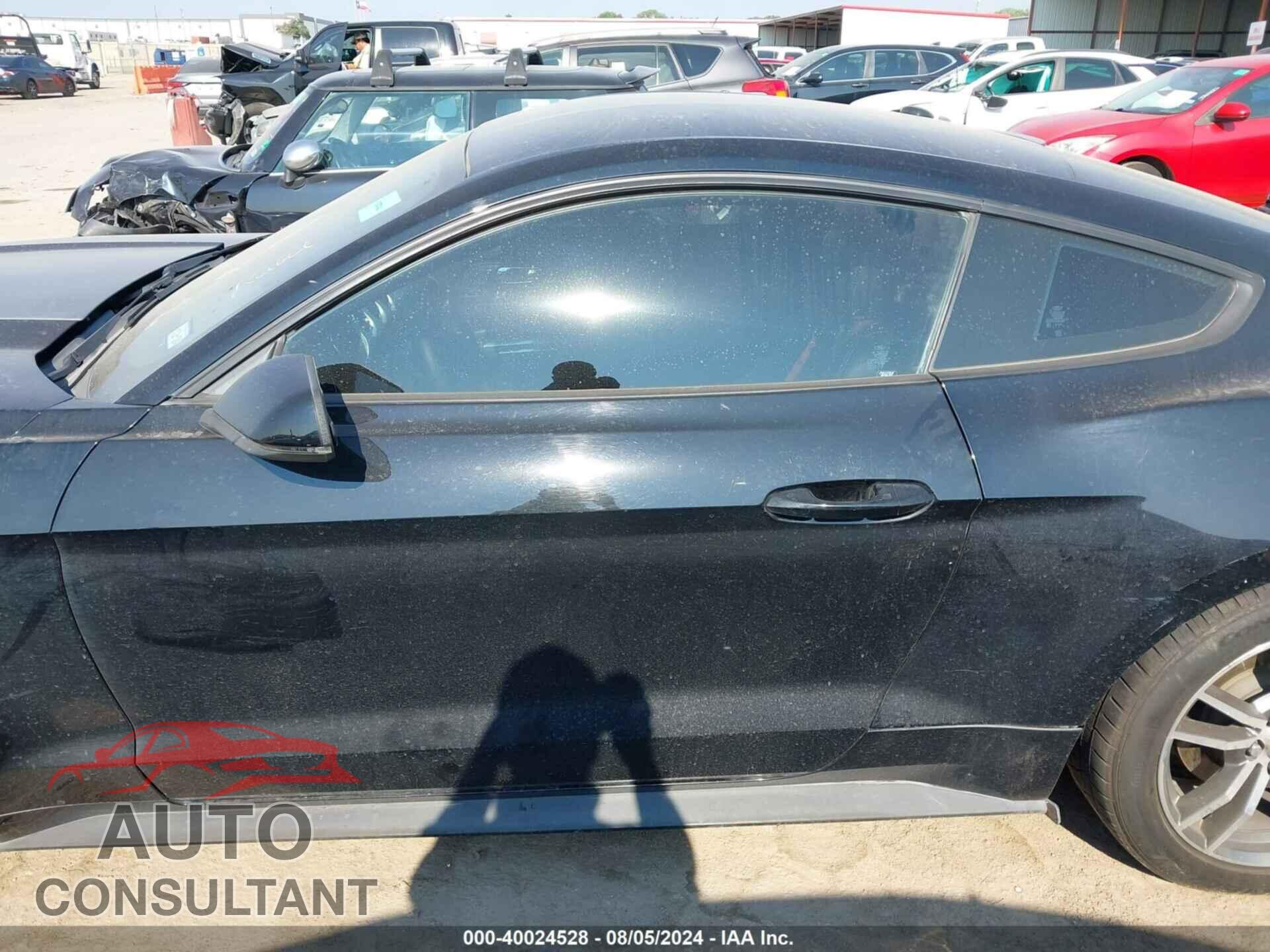FORD MUSTANG 2016 - 1FA6P8TH1G5227237