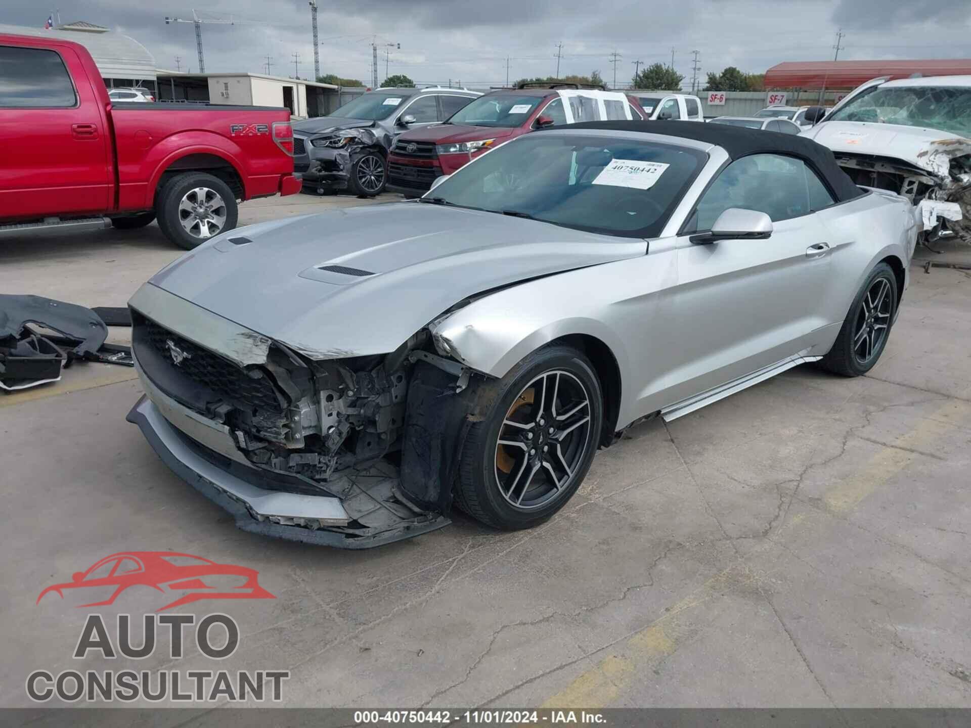 FORD MUSTANG 2018 - 1FATP8UH2J5111795