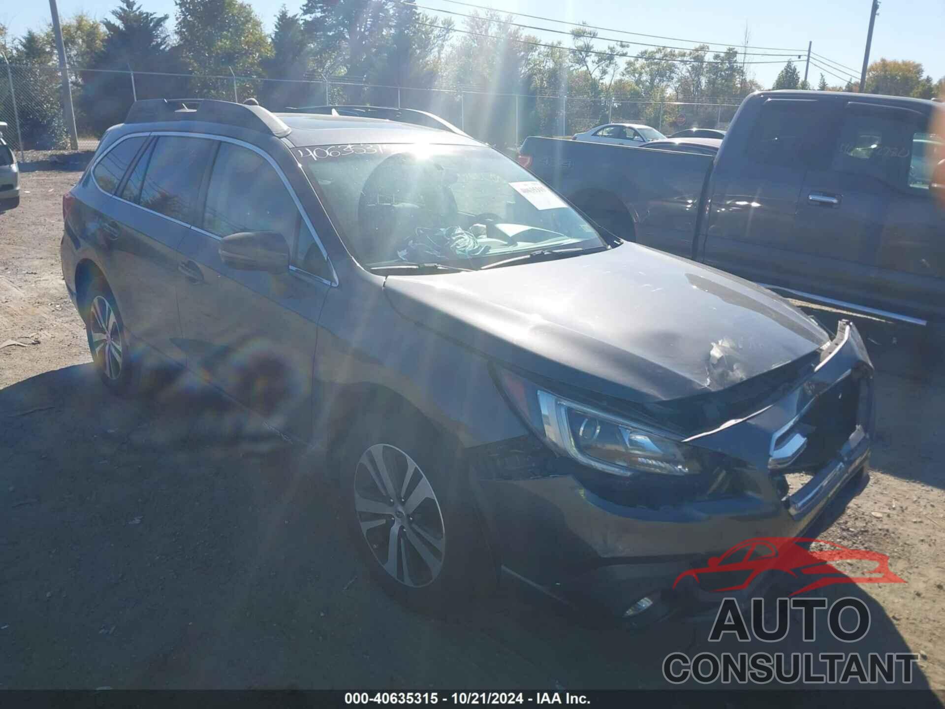 SUBARU OUTBACK 2018 - 4S4BSAKC3J3247931