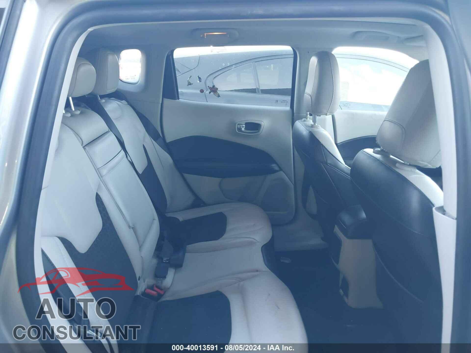 JEEP COMPASS 2018 - 3C4NJCBB3JT487525