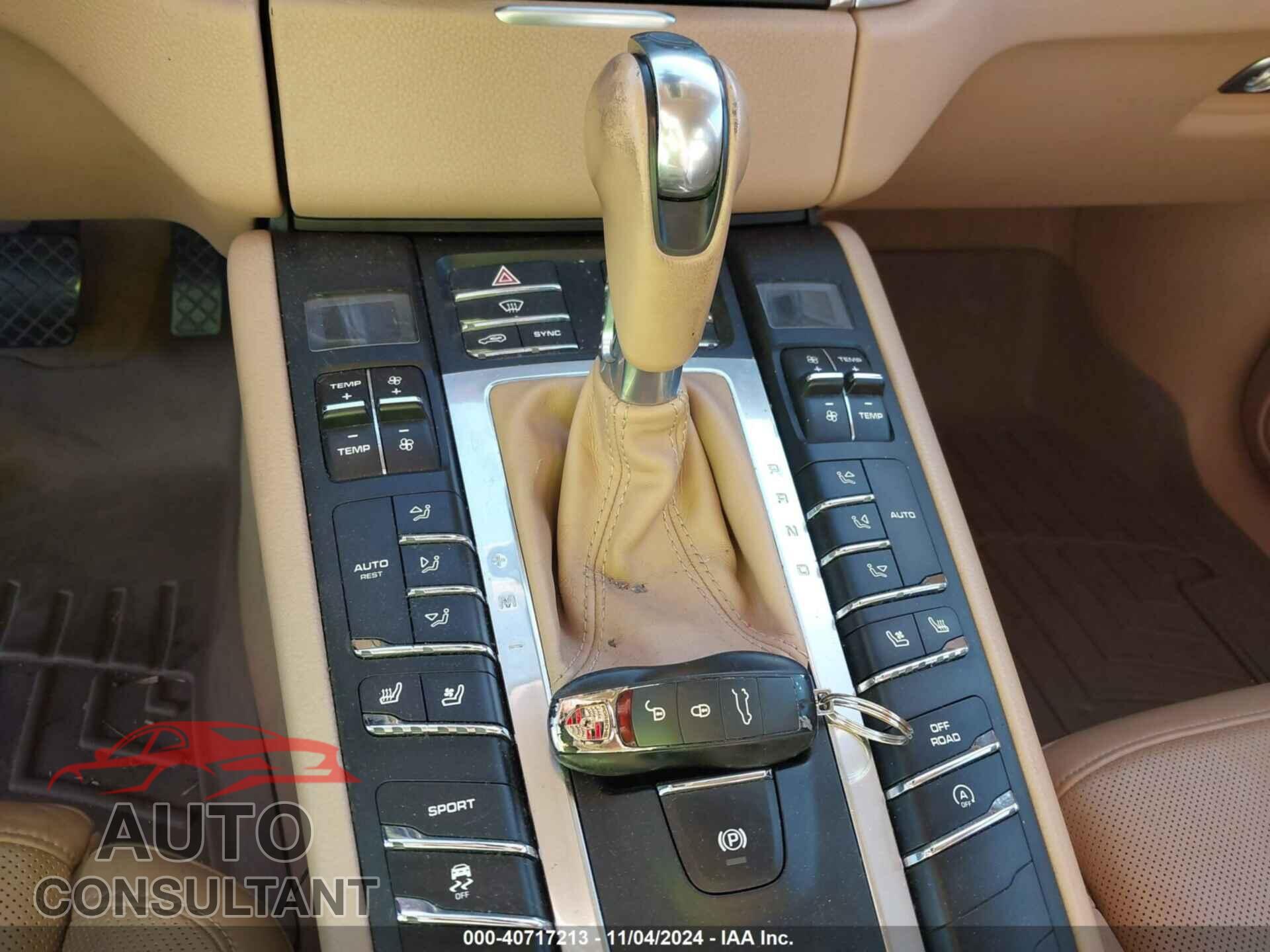 PORSCHE MACAN 2015 - WP1AB2A51FLB59300
