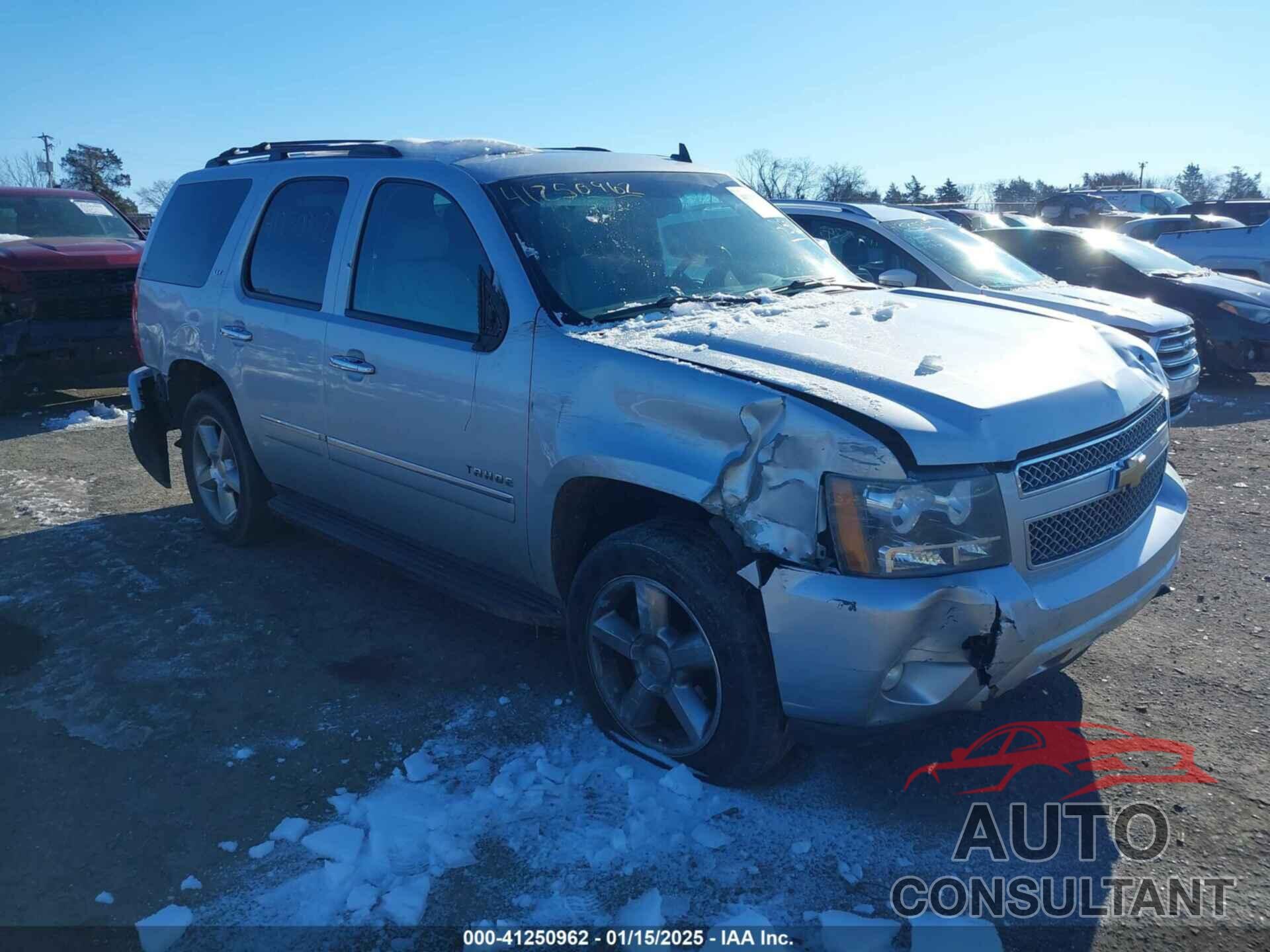 CHEVROLET TAHOE 2013 - 1GNSKCE06DR134968