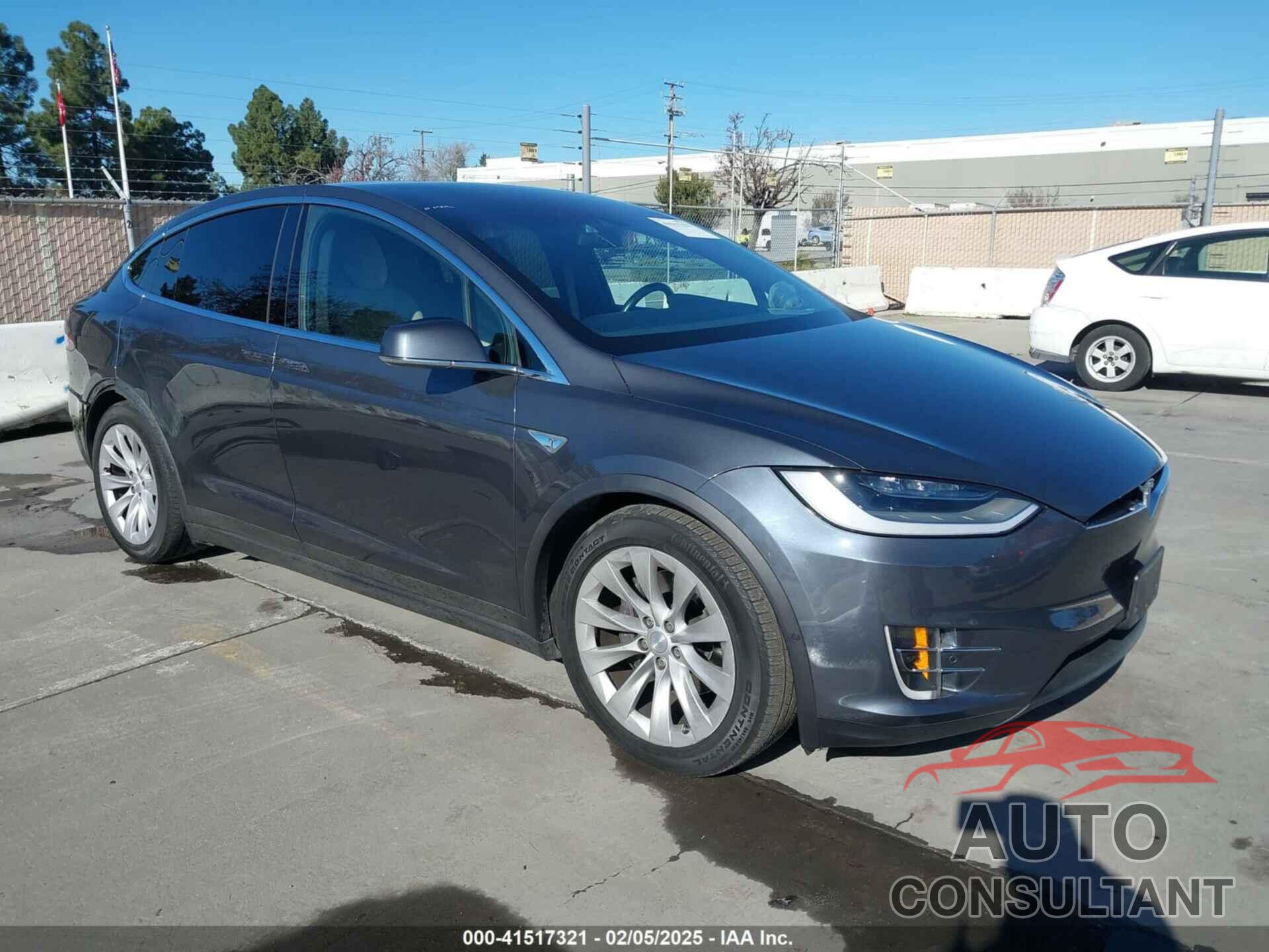 TESLA MODEL X 2016 - 5YJXCBE24GF019450