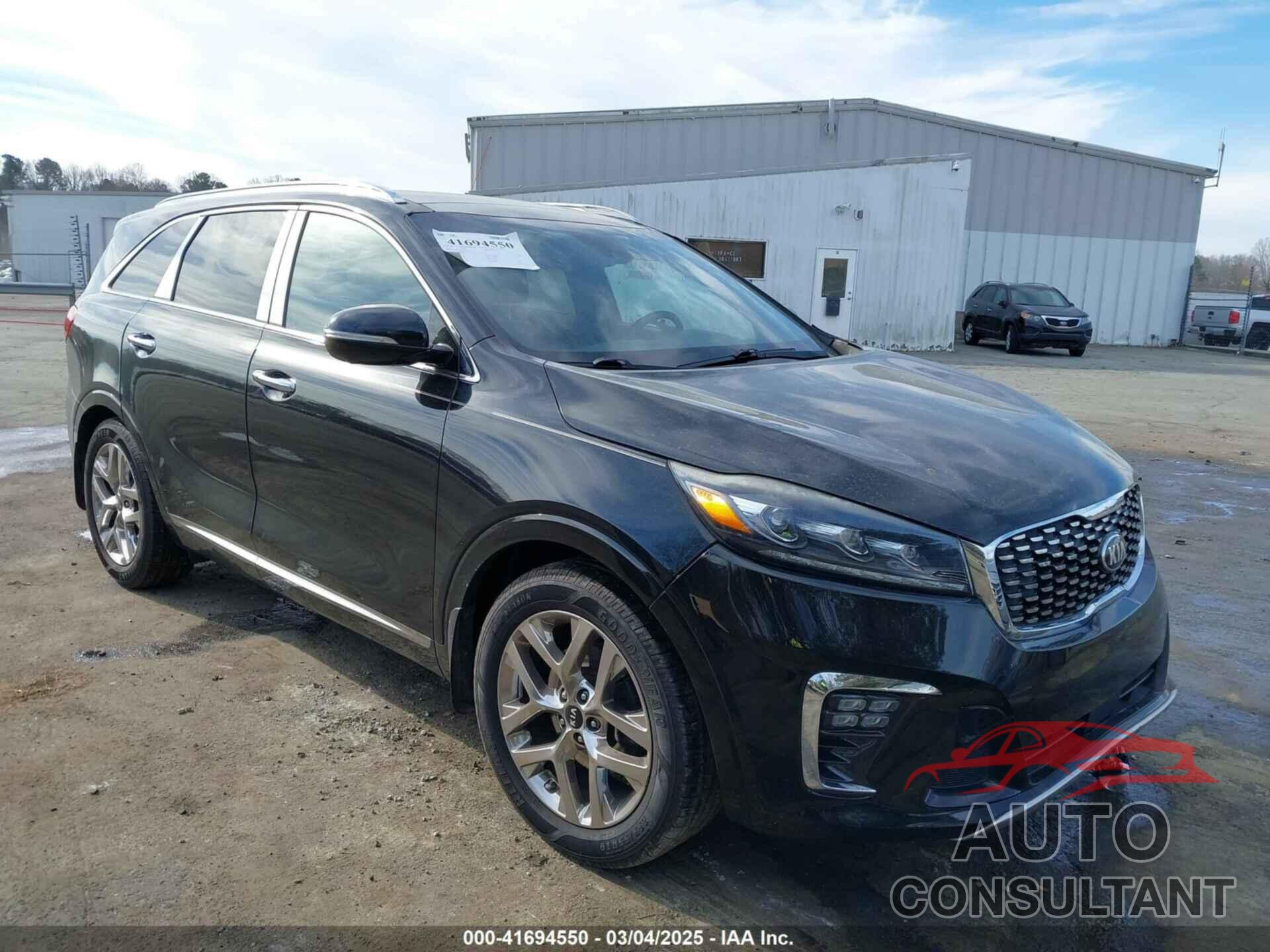 KIA SORENTO 2019 - 5XYPK4A55KG582751