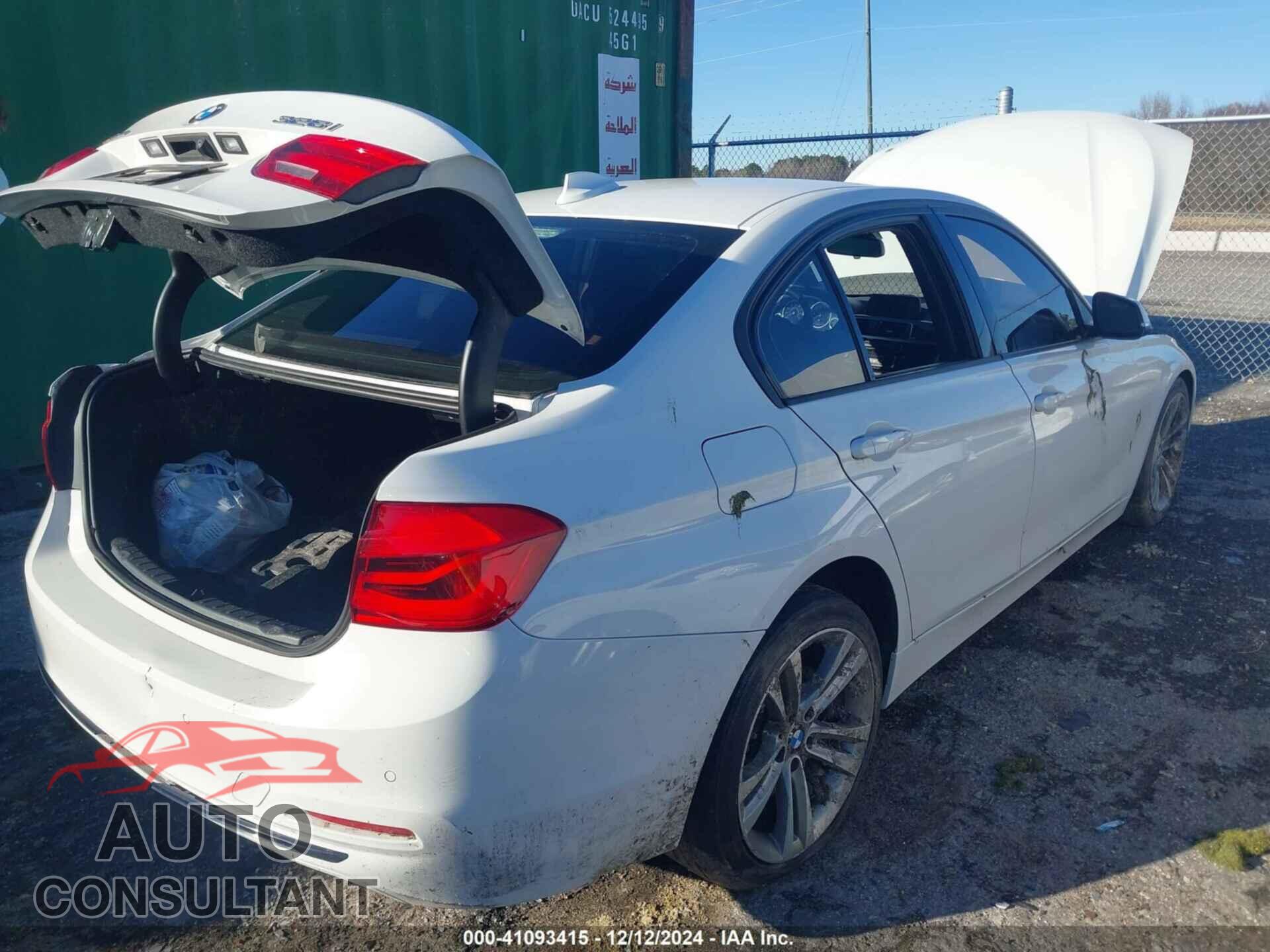 BMW 328I 2016 - WBA8E3G53GNU04489
