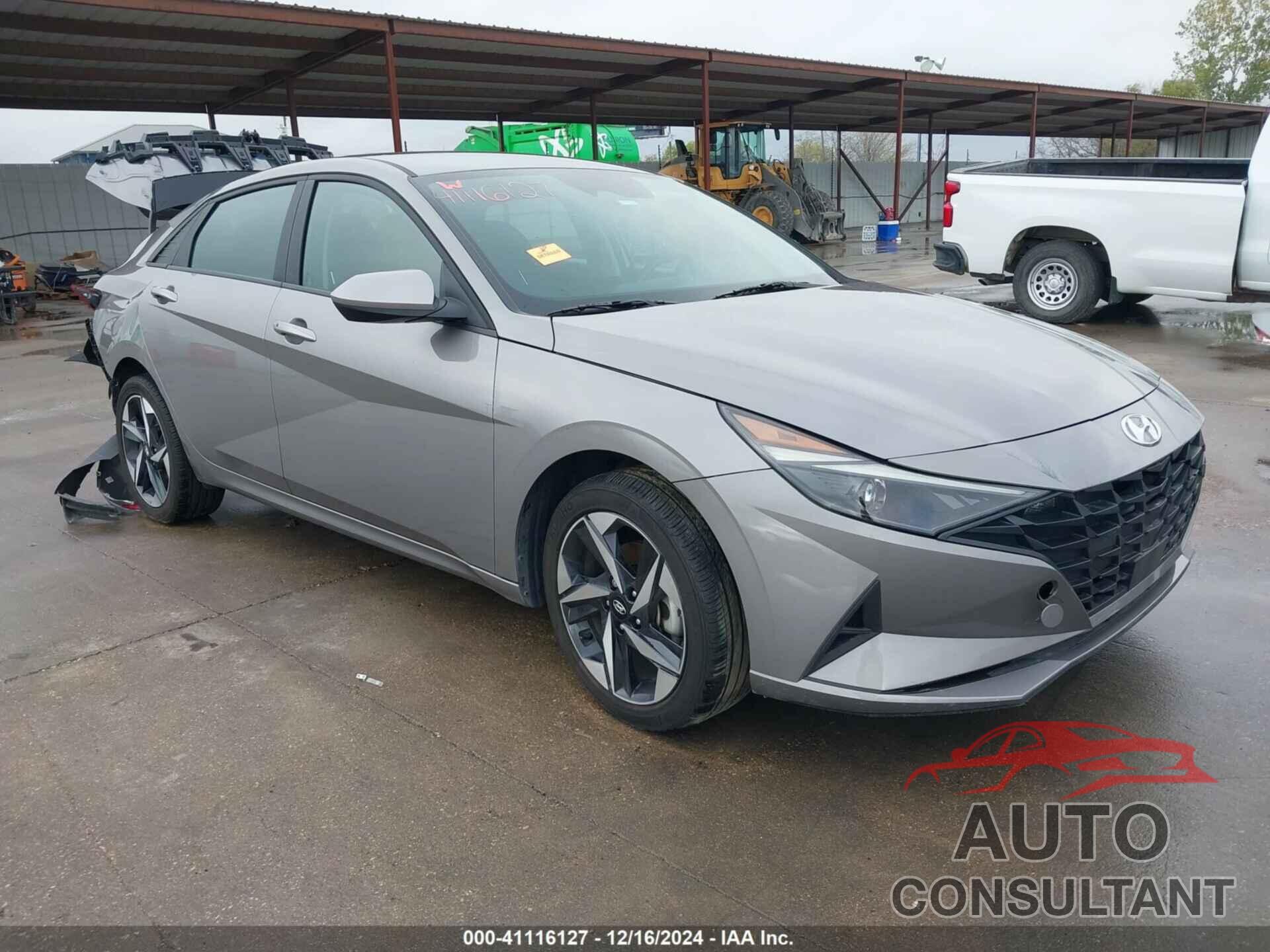 HYUNDAI ELANTRA 2023 - KMHLS4AG4PU488877
