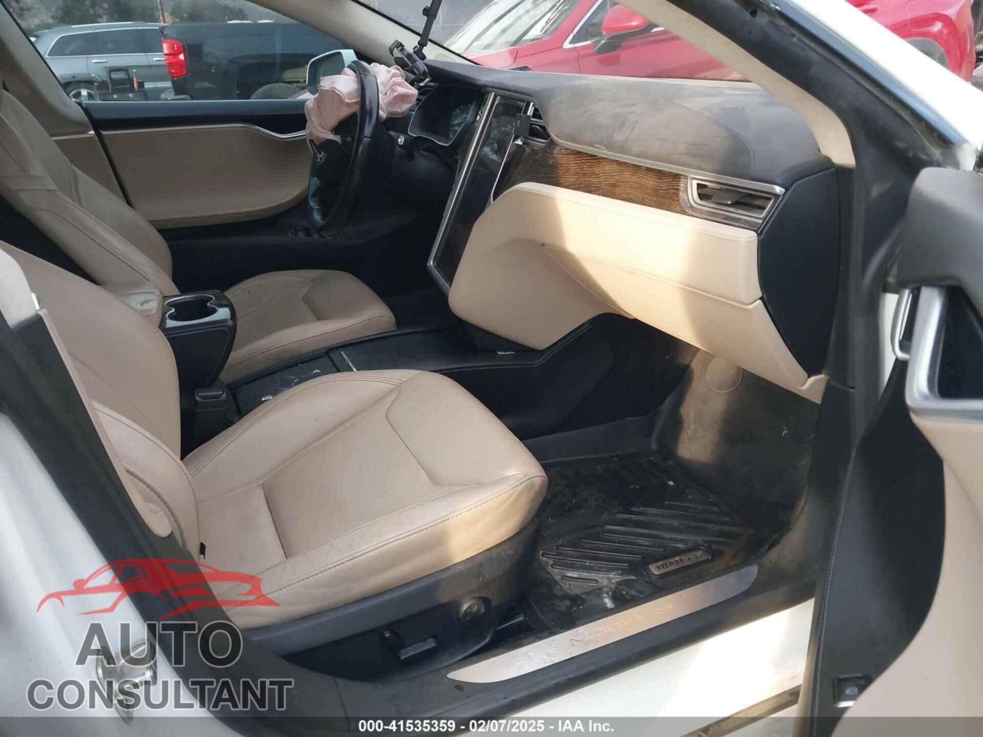 TESLA MODEL S 2016 - 5YJSA1E2XGF144477
