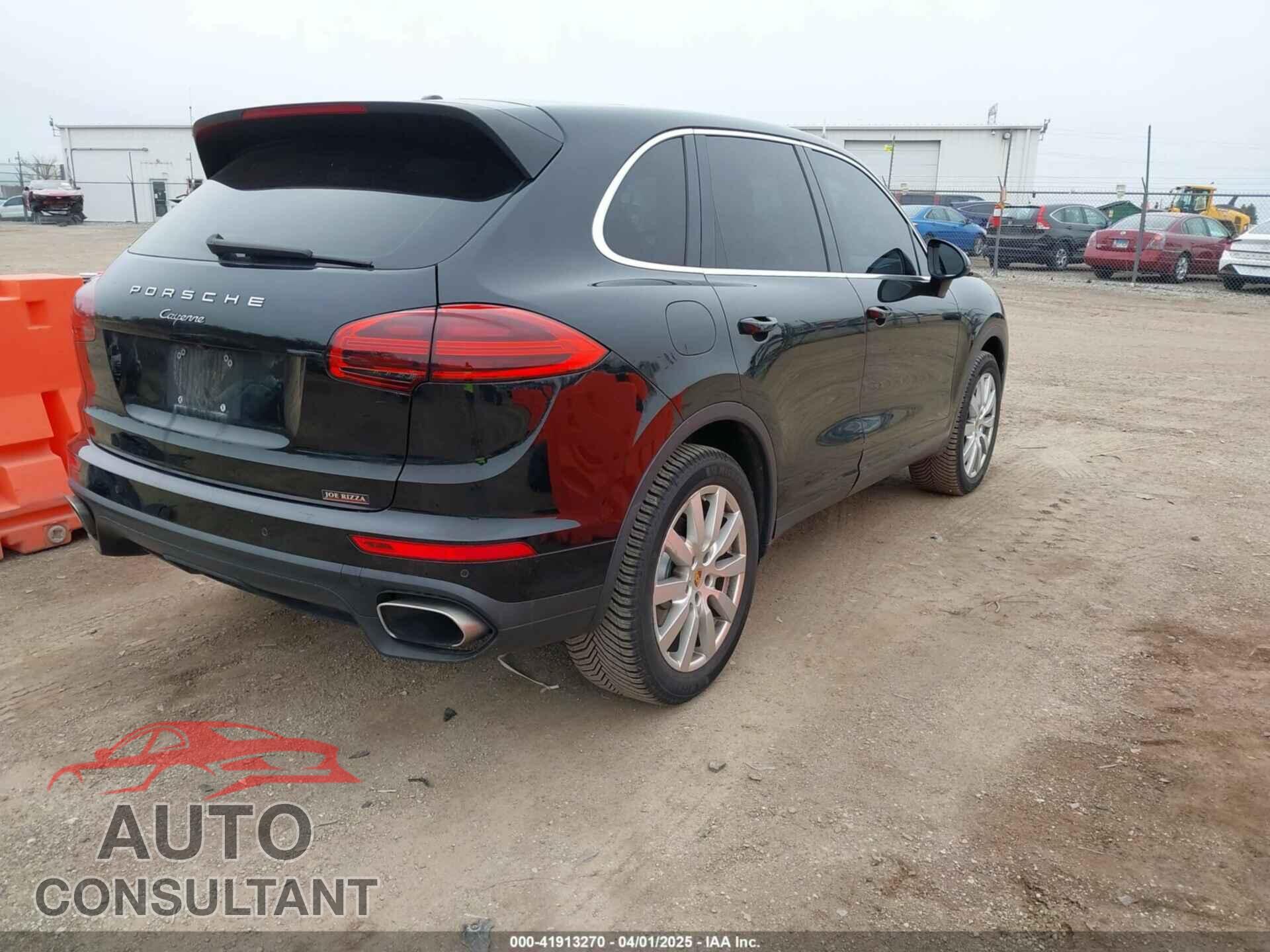 PORSCHE CAYENNE 2016 - WP1AA2A29GKA14506