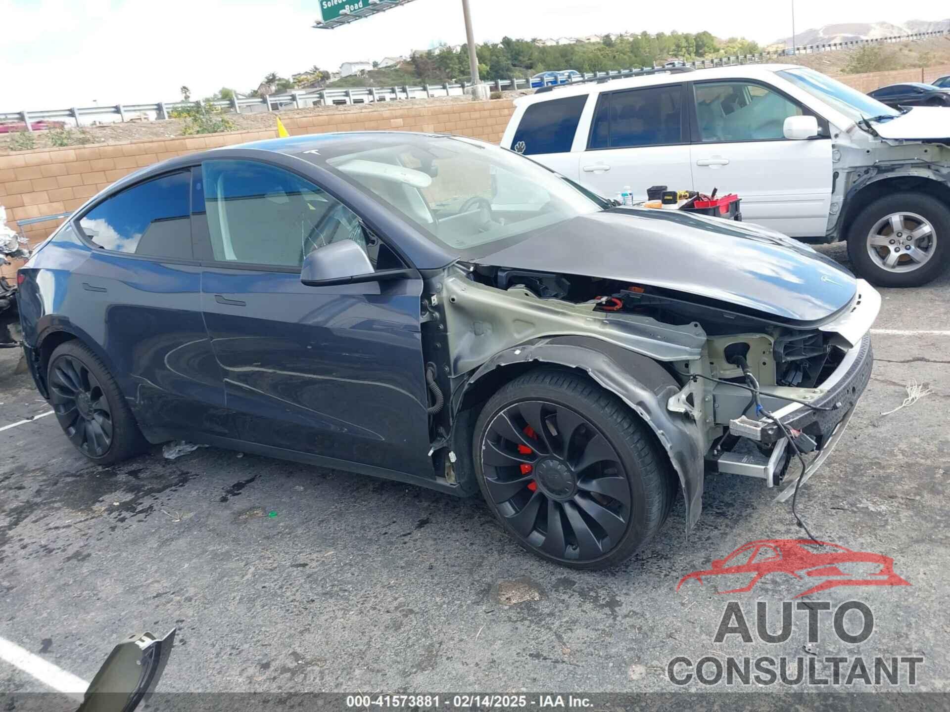 TESLA MODEL Y 2022 - 7SAYGDEF5NF494600
