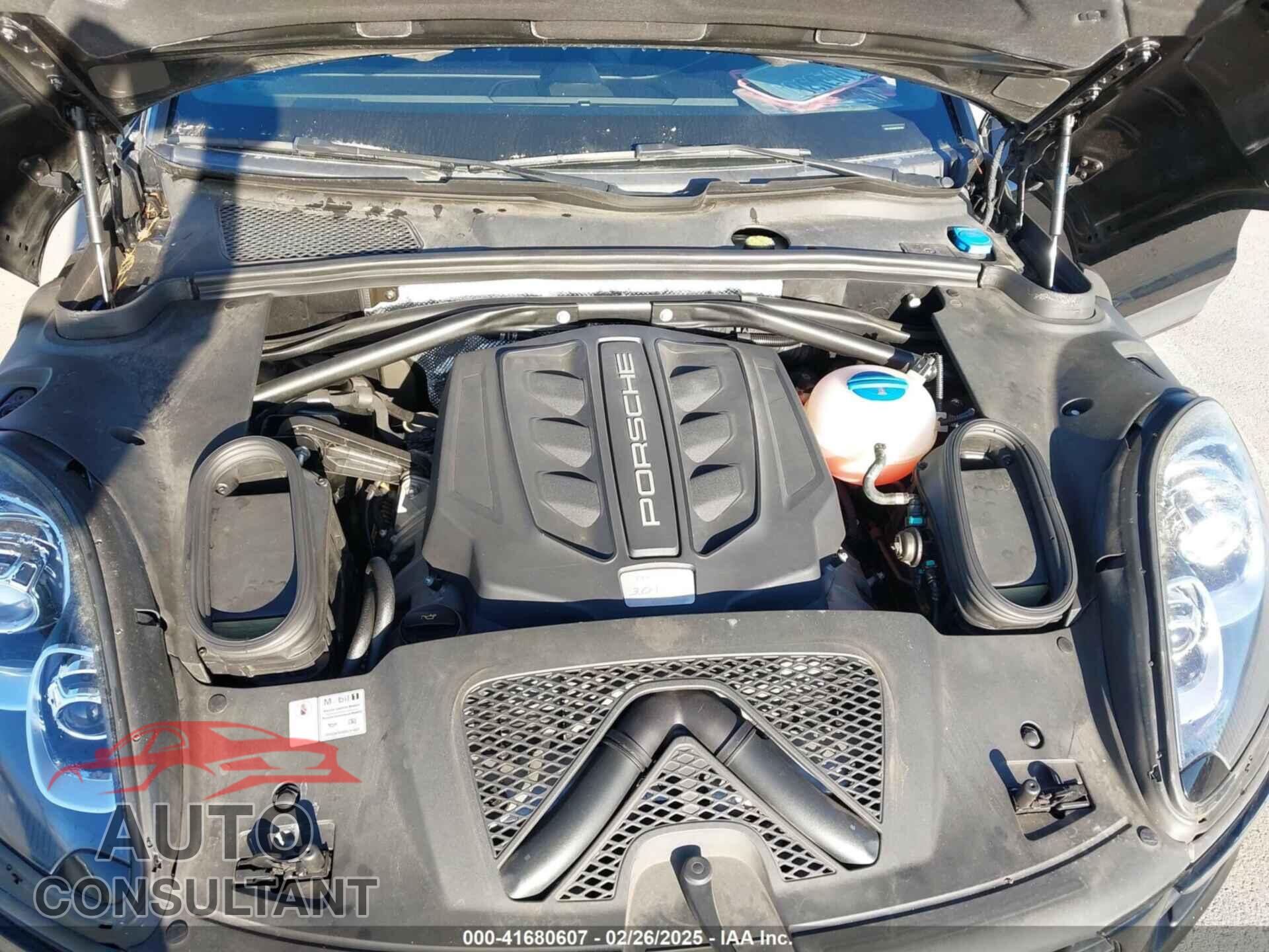 PORSCHE MACAN 2015 - WP1AB2A56FLB52262